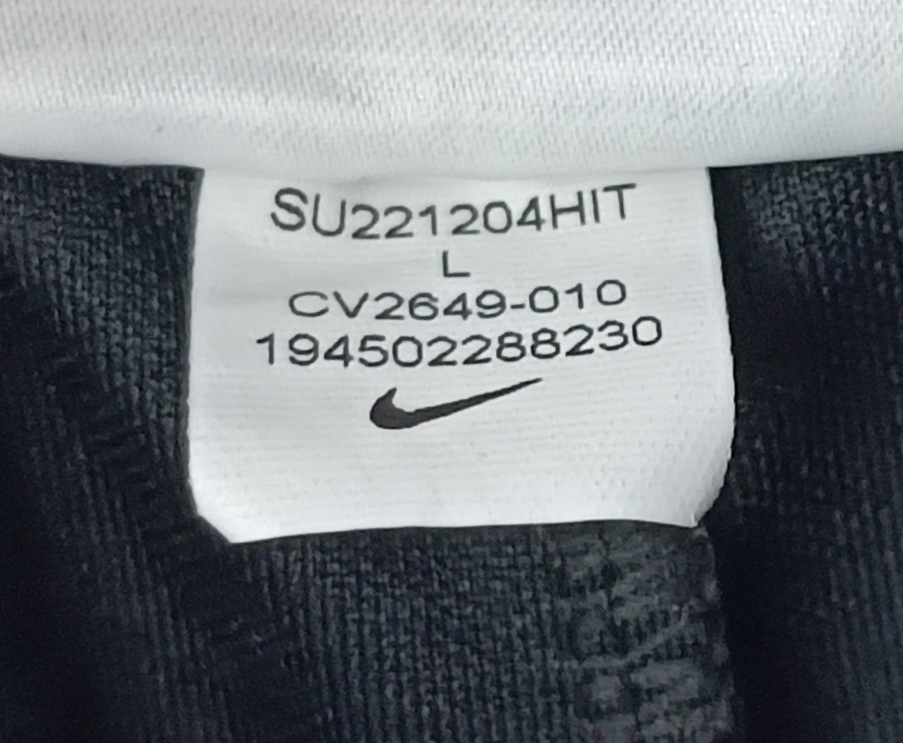 (ДАМСКО) (L) Nike DRI-FIT Shorts шорти