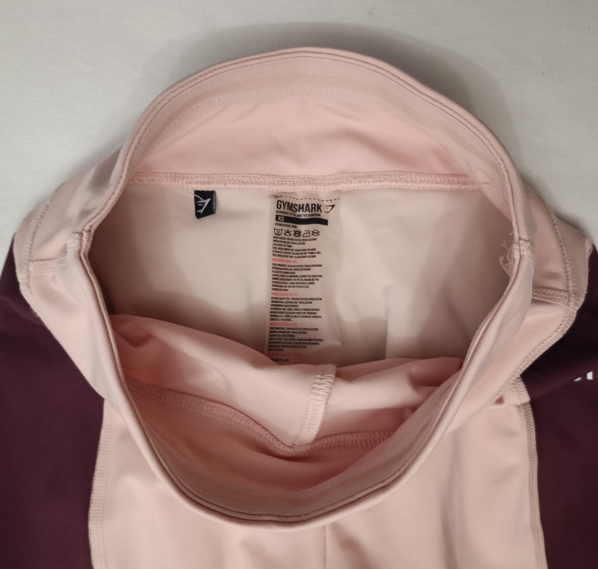 (ДАМСКО) (XS) Gymshark Tracksuit екип (бюстие и клин)