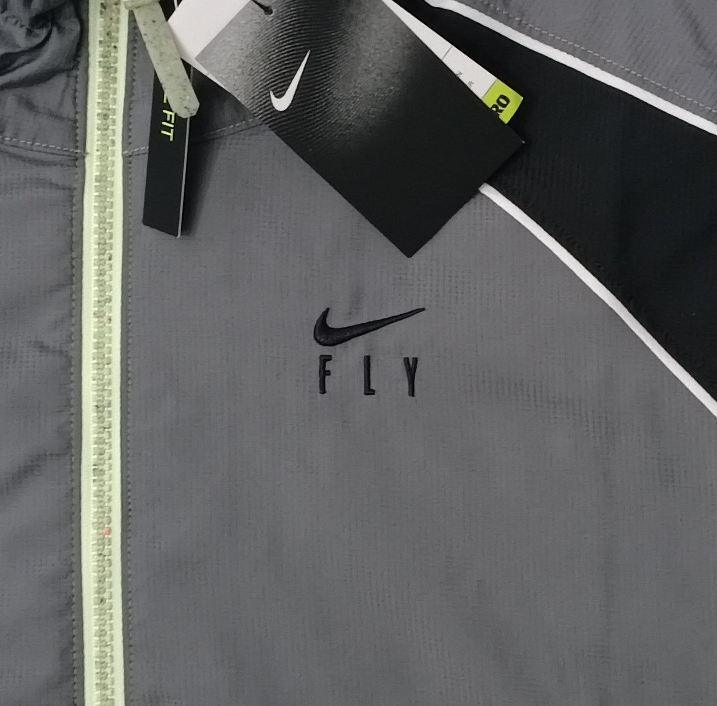 (ДАМСКО) (S) Nike Swoosh Fly Jacket яке