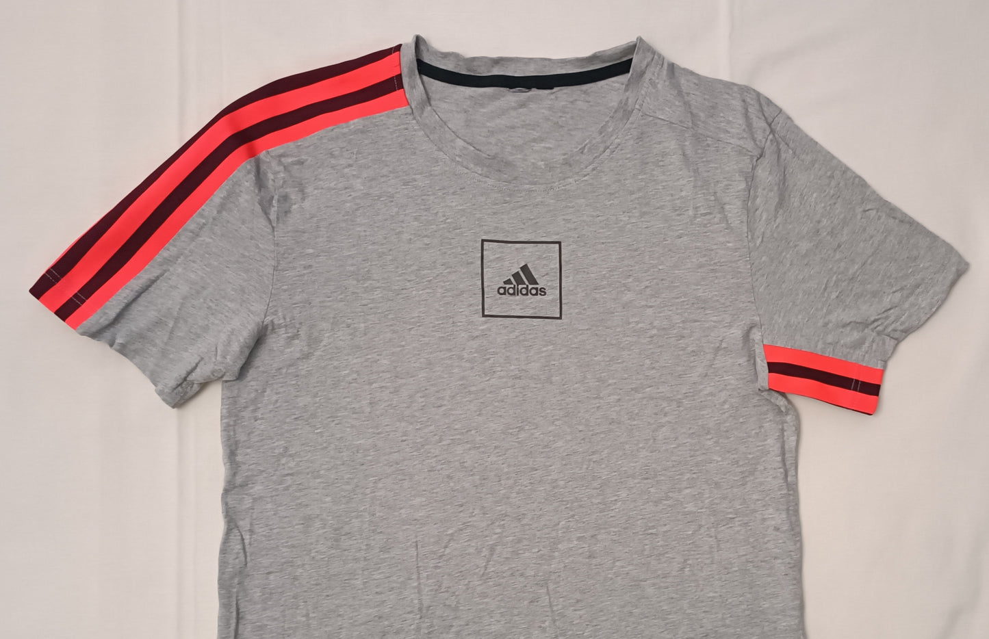 (M) Adidas T-Shirt тениска