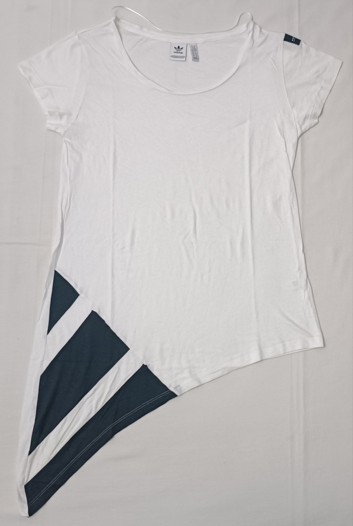 (ДАМСКО) (M) Adidas Originals Logo Tee тениска