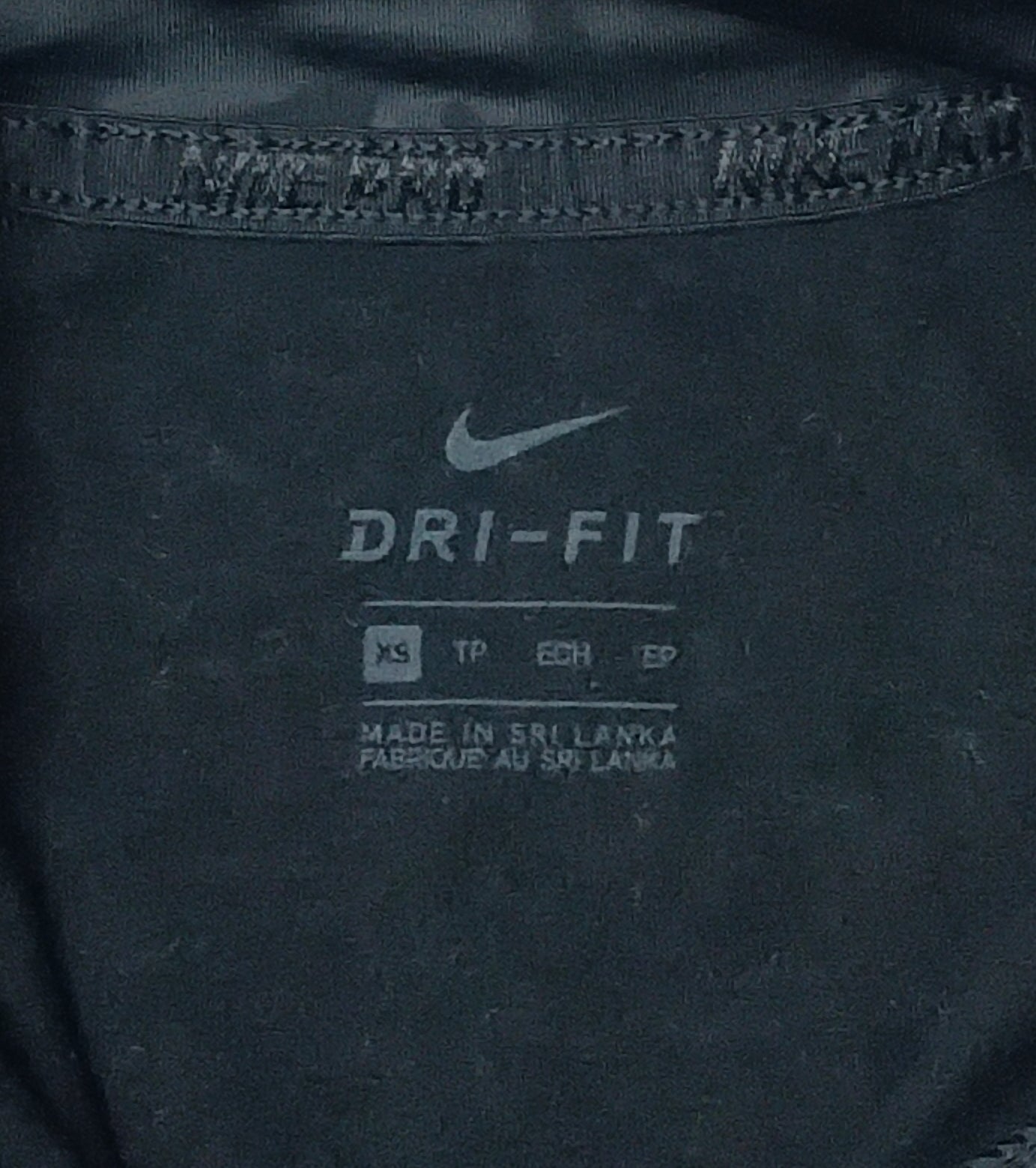 (ДАМСКО) (XS) Nike PRO DRI-FIT Sweatshirt горнище