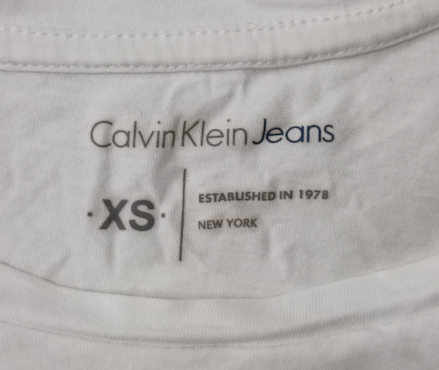 (ДАМСКО) (XS) Calvin Klein Jeans Tee тениска