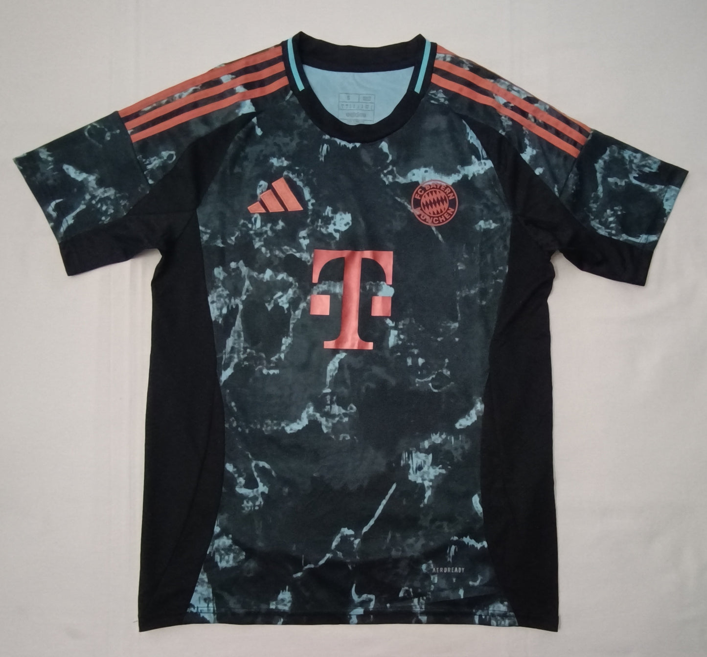 (S) Adidas Bayern Munchen #17 Olise Away Jersey тениска
