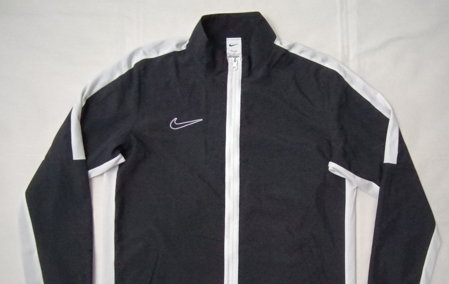 (L) Nike Sportswear Tracksuit екип (горнище и долнище)