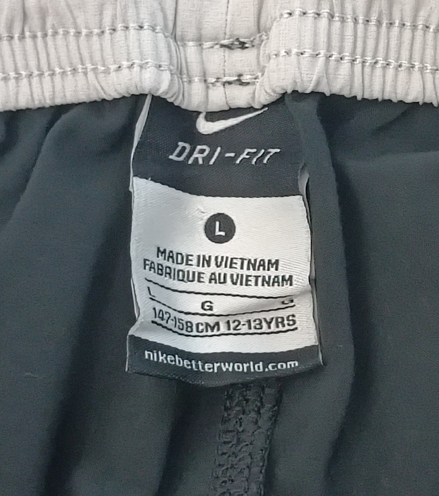 (ДЕТСКО) (Ръст 147-158см) Nike DRI-FIT Swoosh Shorts шорти