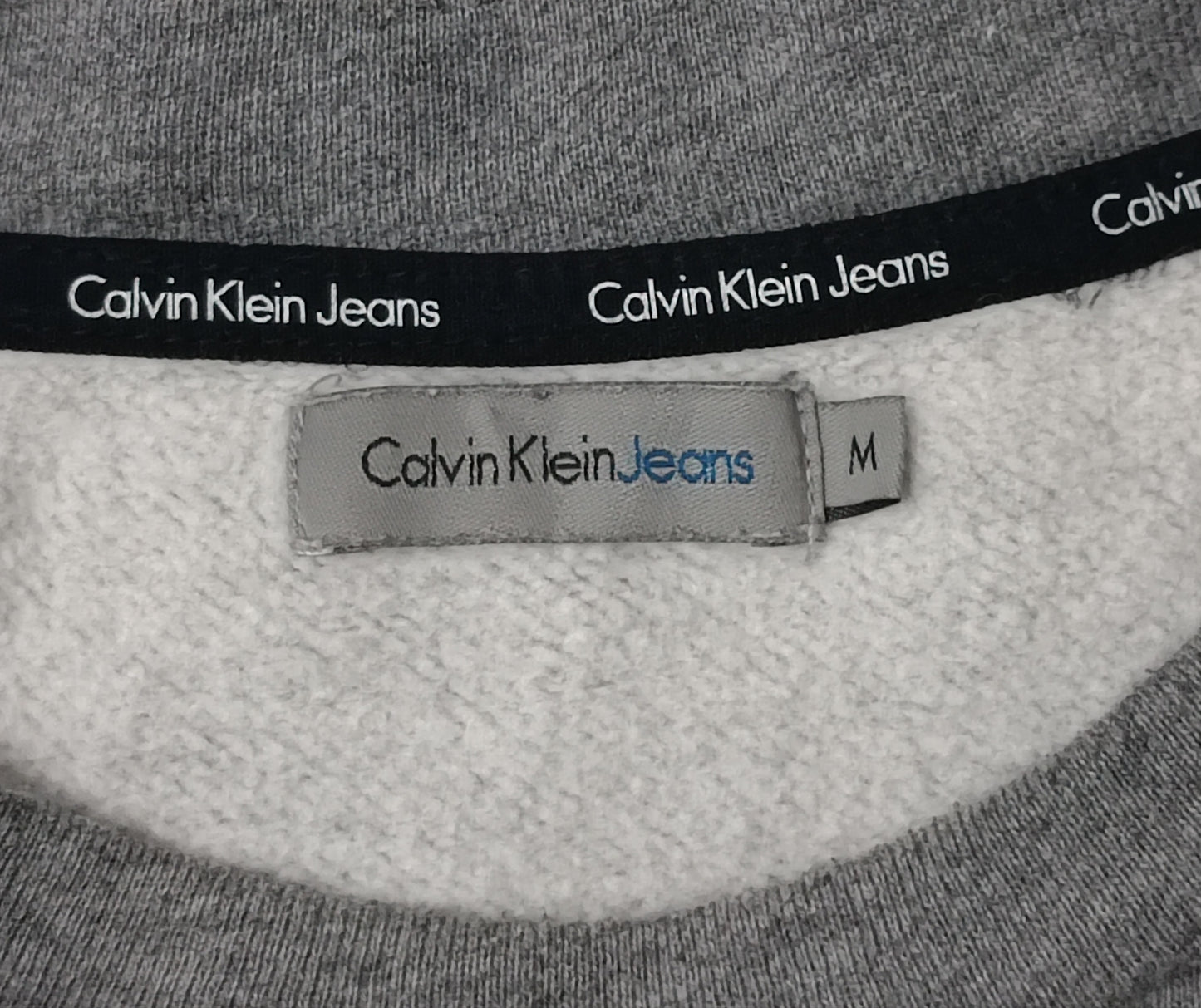 (ДАМСКО) (M) Calvin Klein Jeans Sweatshirt горнище