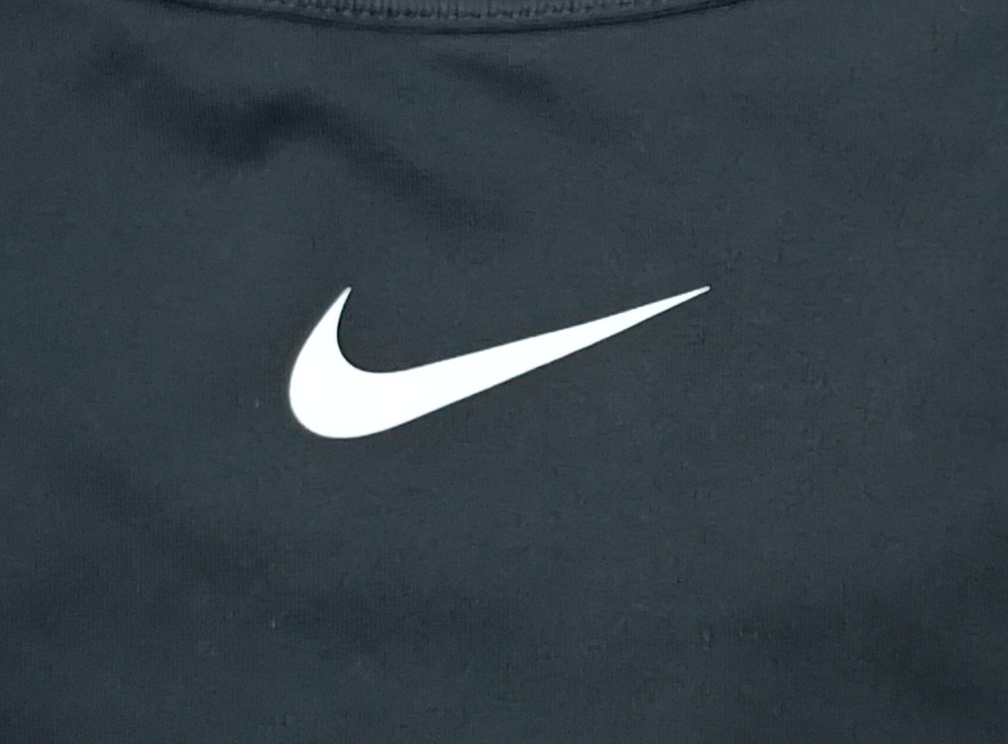 (ДАМСКО) (M) Nike DRI-FIT Bra бюстие