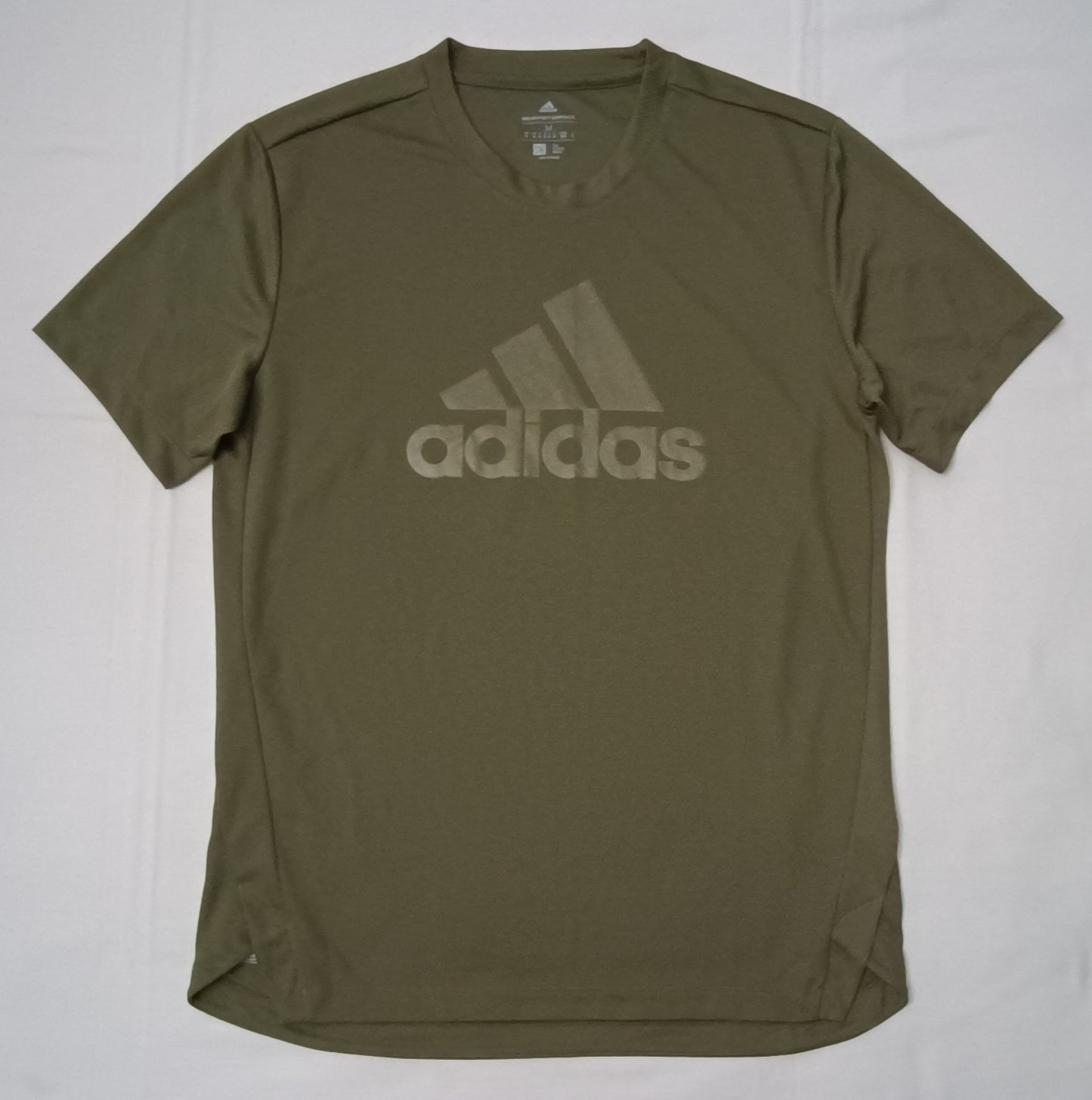 (M) Adidas Made to Be Remade Training Shirt тениска