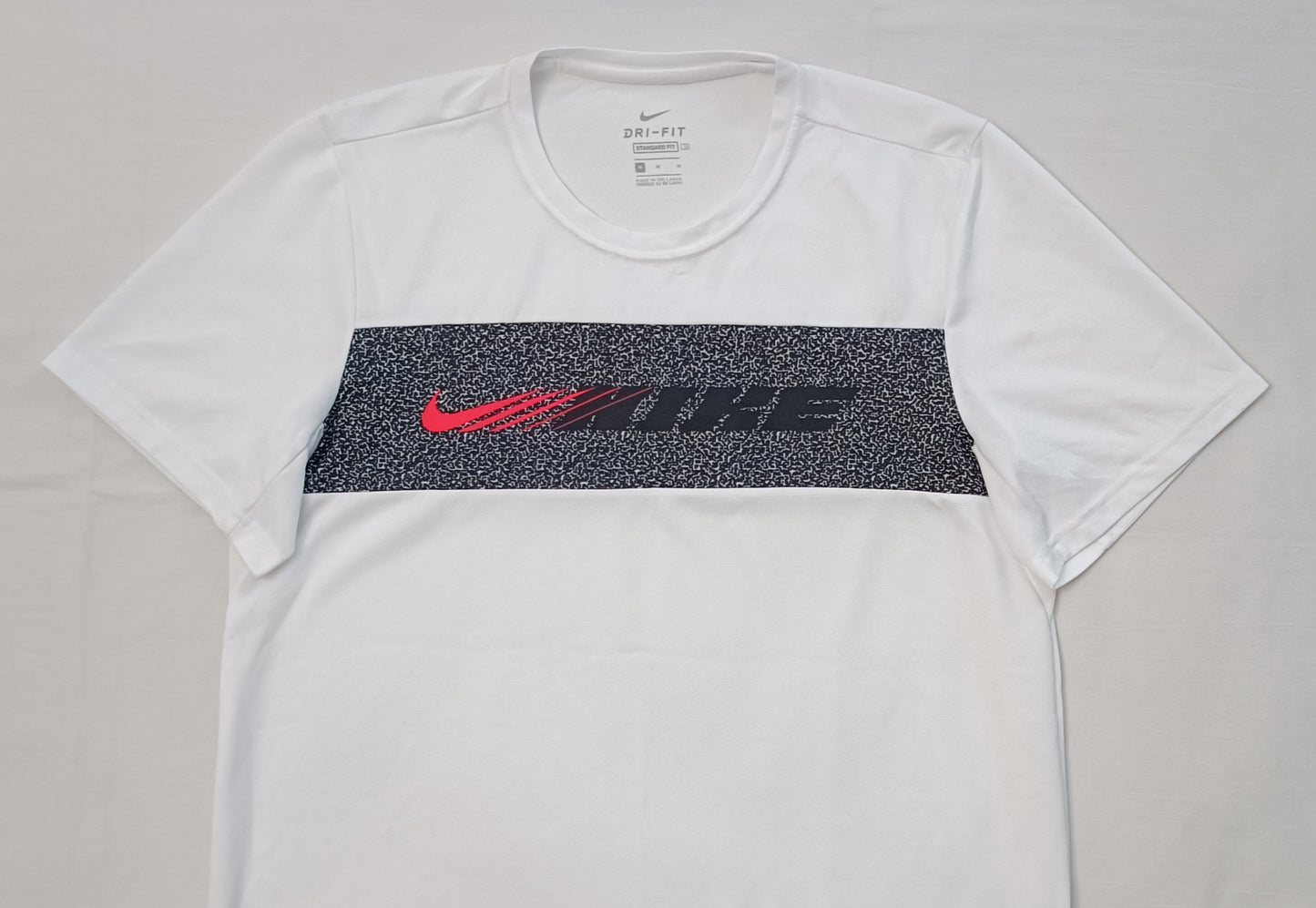 (M) Nike DRI-FIT тениска