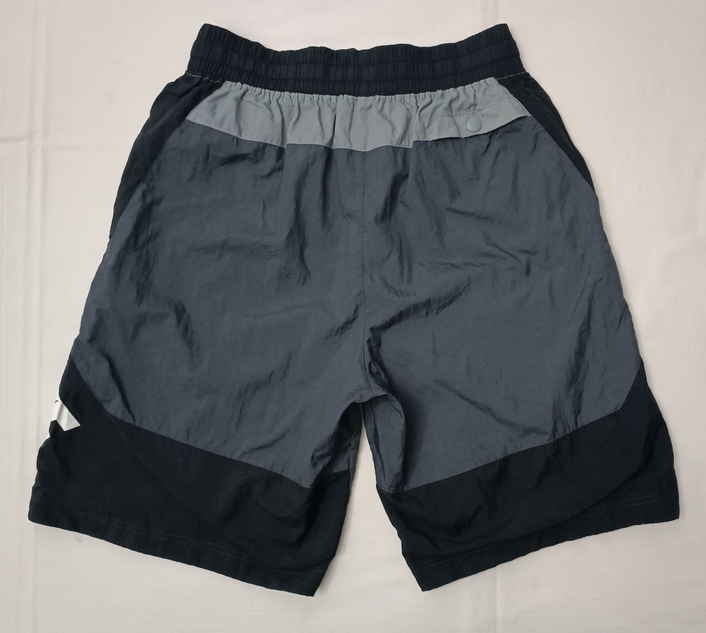 (M) Nike NSW Throwback Shorts шорти