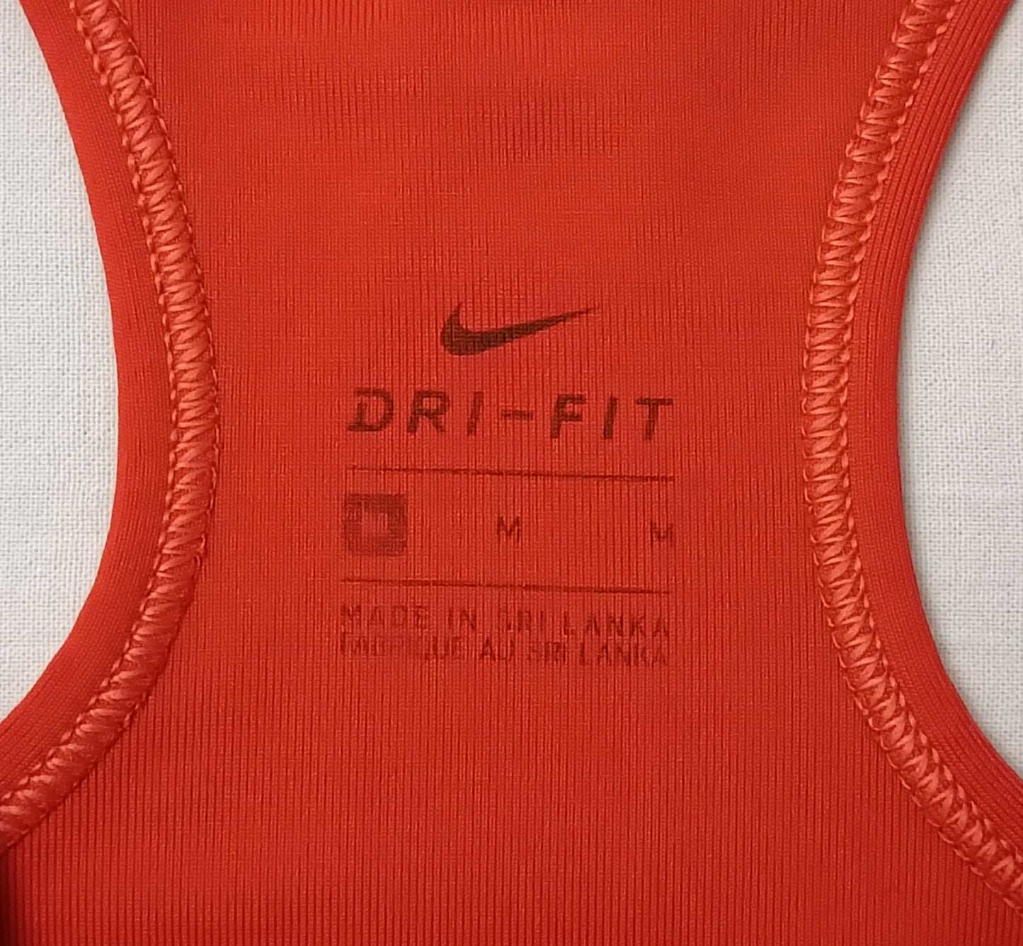(ДАМСКО) (M) Nike DRI-FIT Bra бюстие