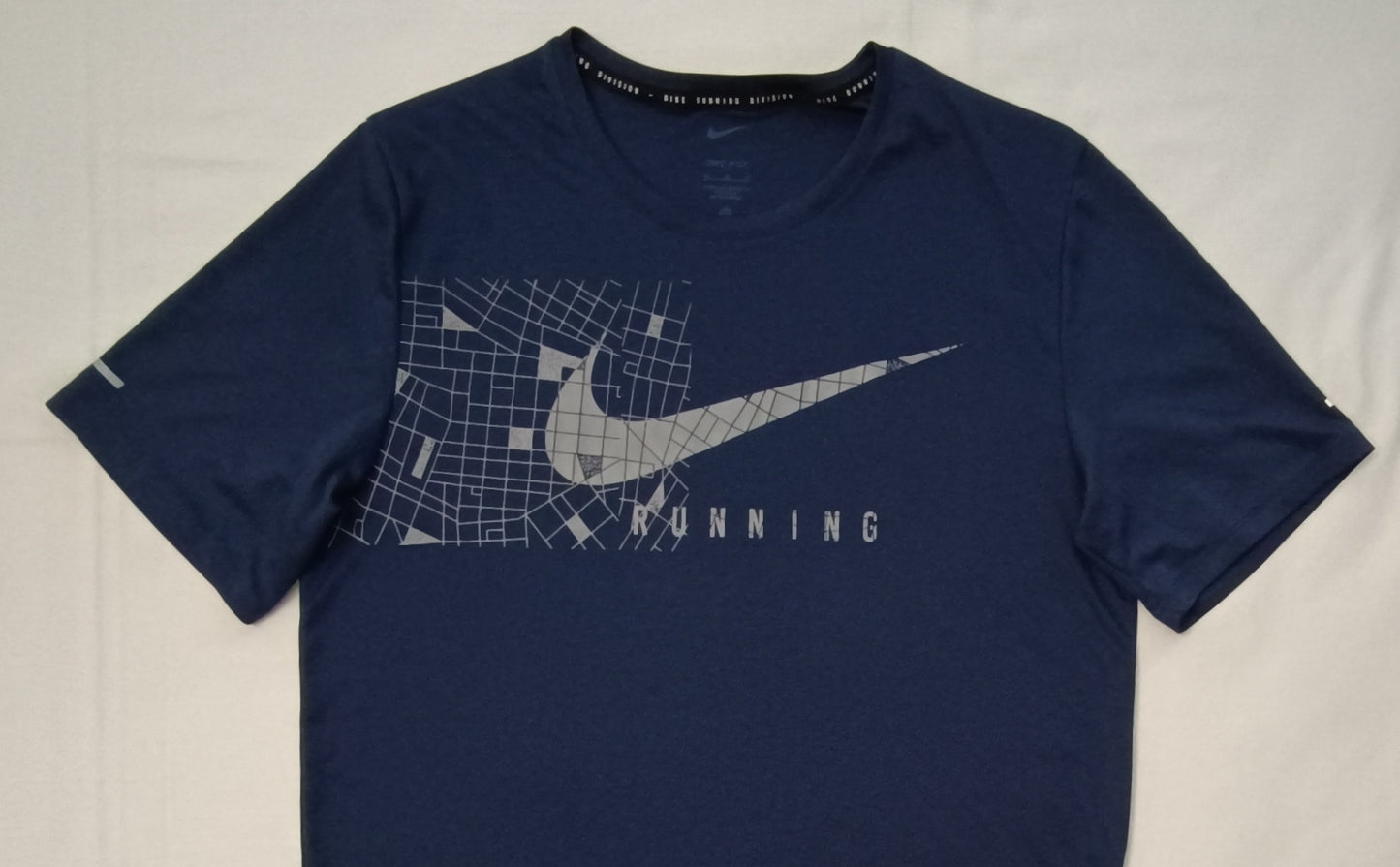 (M) Nike DRI-FIT Breathe Tee тениска