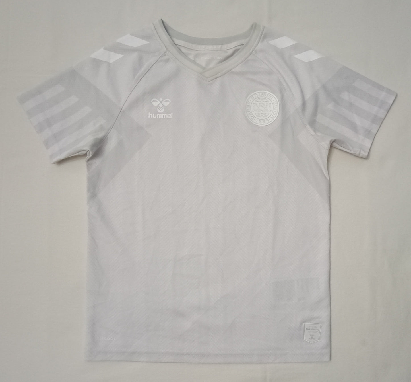 (ДЕТСКО) (Ръст 140-152см) Hummel Denmark 2022/23 Away Jersey