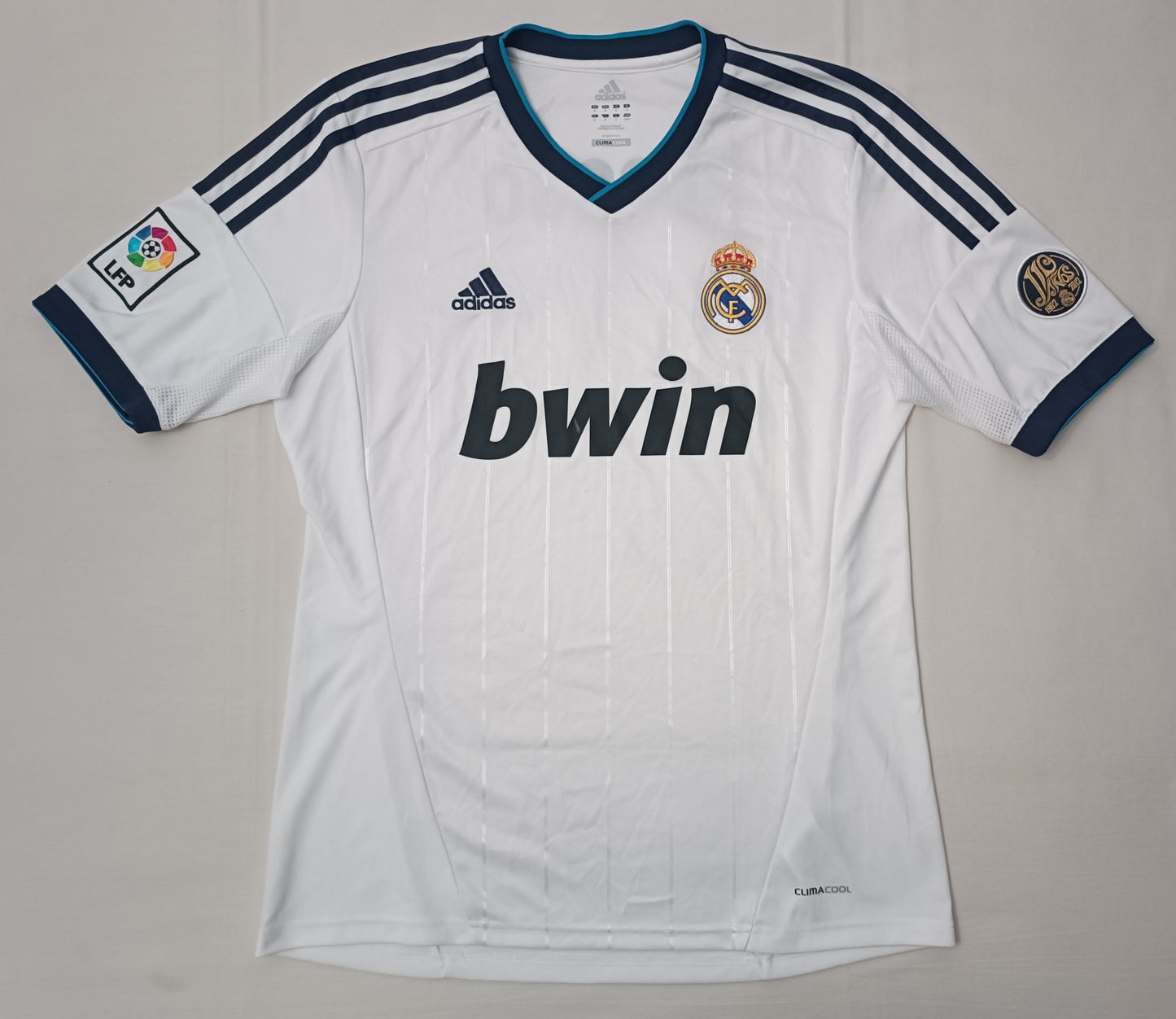 (M) Adidas Real Madrid Xabi Alonso 2012/13 Home Jersey тениска