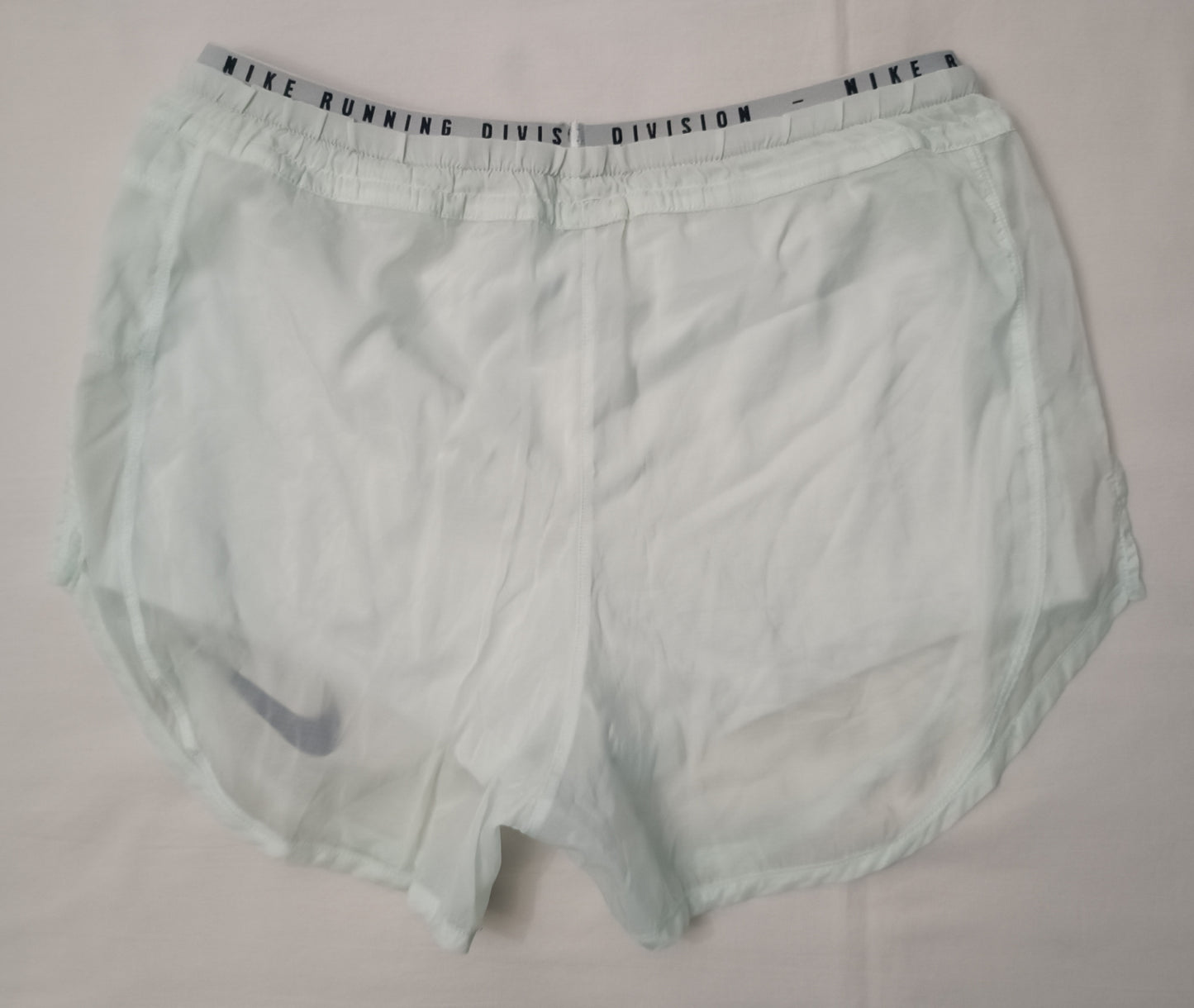 (ДАМСКО) (S) Nike DRI-FIT Run Division Tempo Luxe 2in1 Shorts шорти с клин 2в1