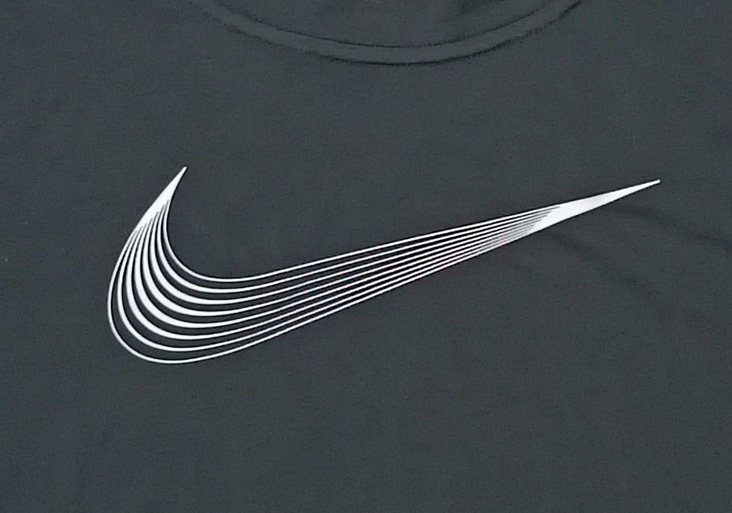 (ДЕТСКО) (Ръст 137-147см) Nike DRI-FIT Swoosh Tee тениска