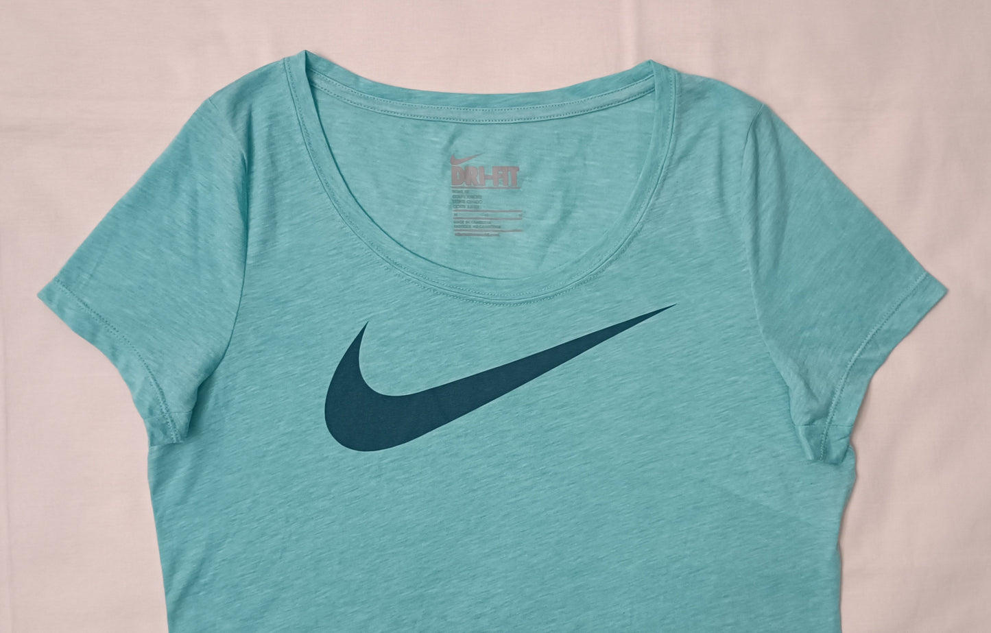 (ДАМСКО) (M) Nike DRI-FIT Cropped Tee тениска