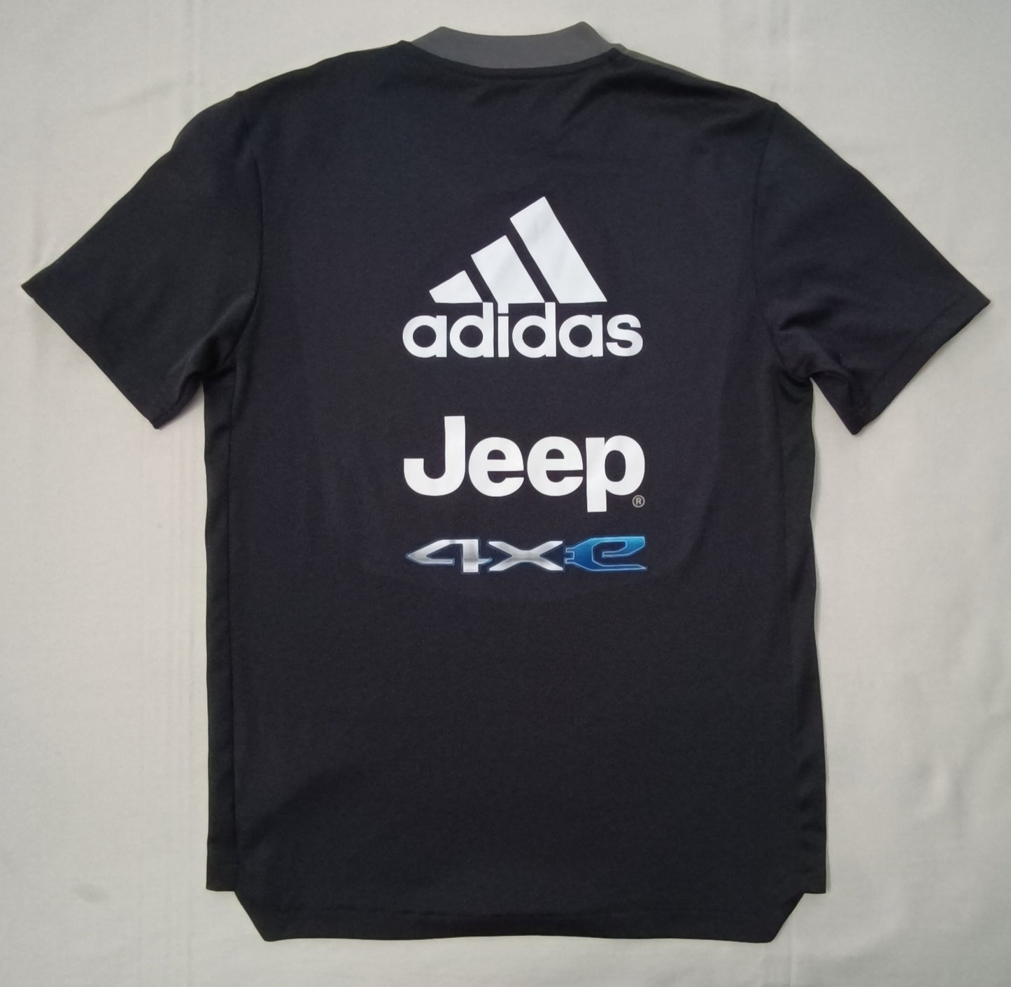 (S) Adidas Juventus Jersey тениска
