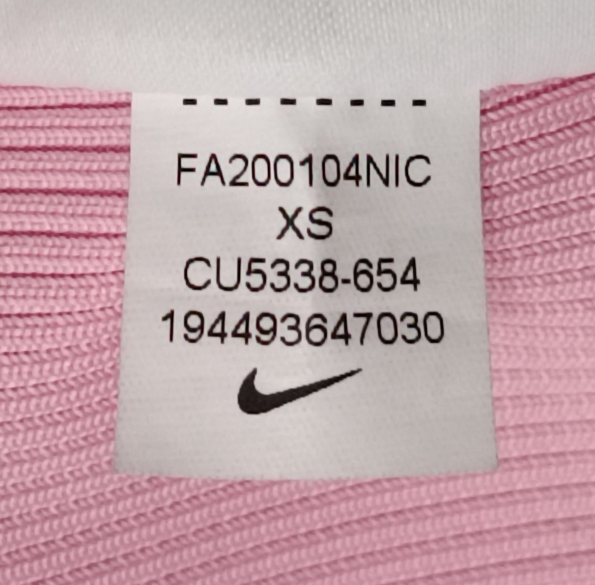 (ДАМСКО) (XS) Nike Sportswear Cropped Tank Top потник