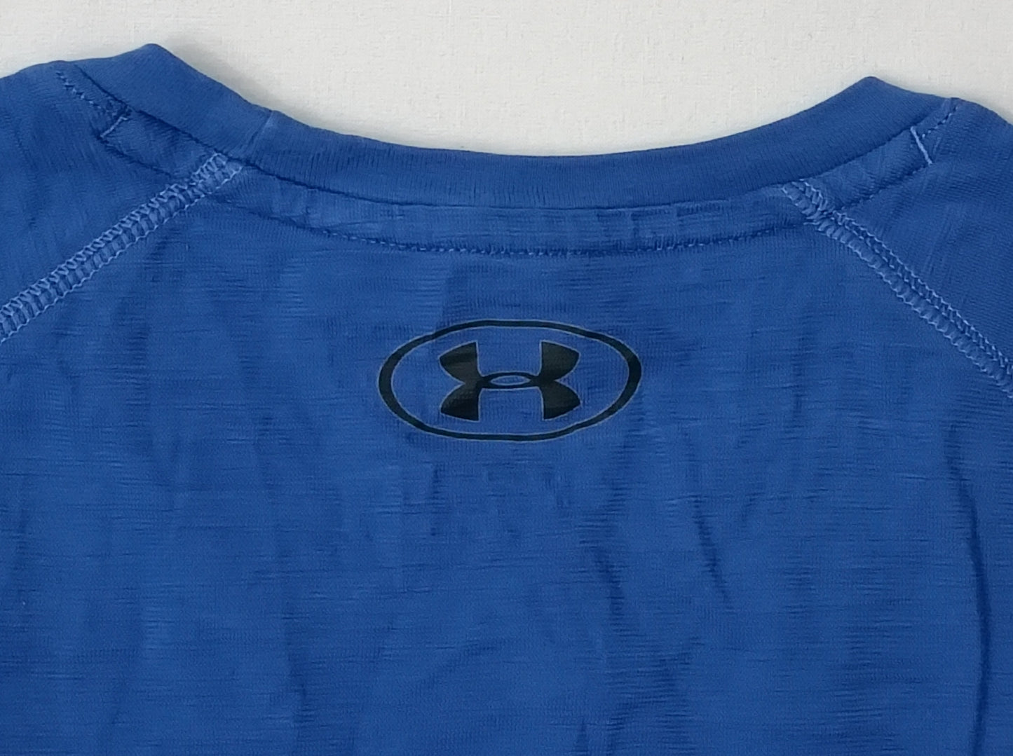 (S) Under Armour UA Charged блуза