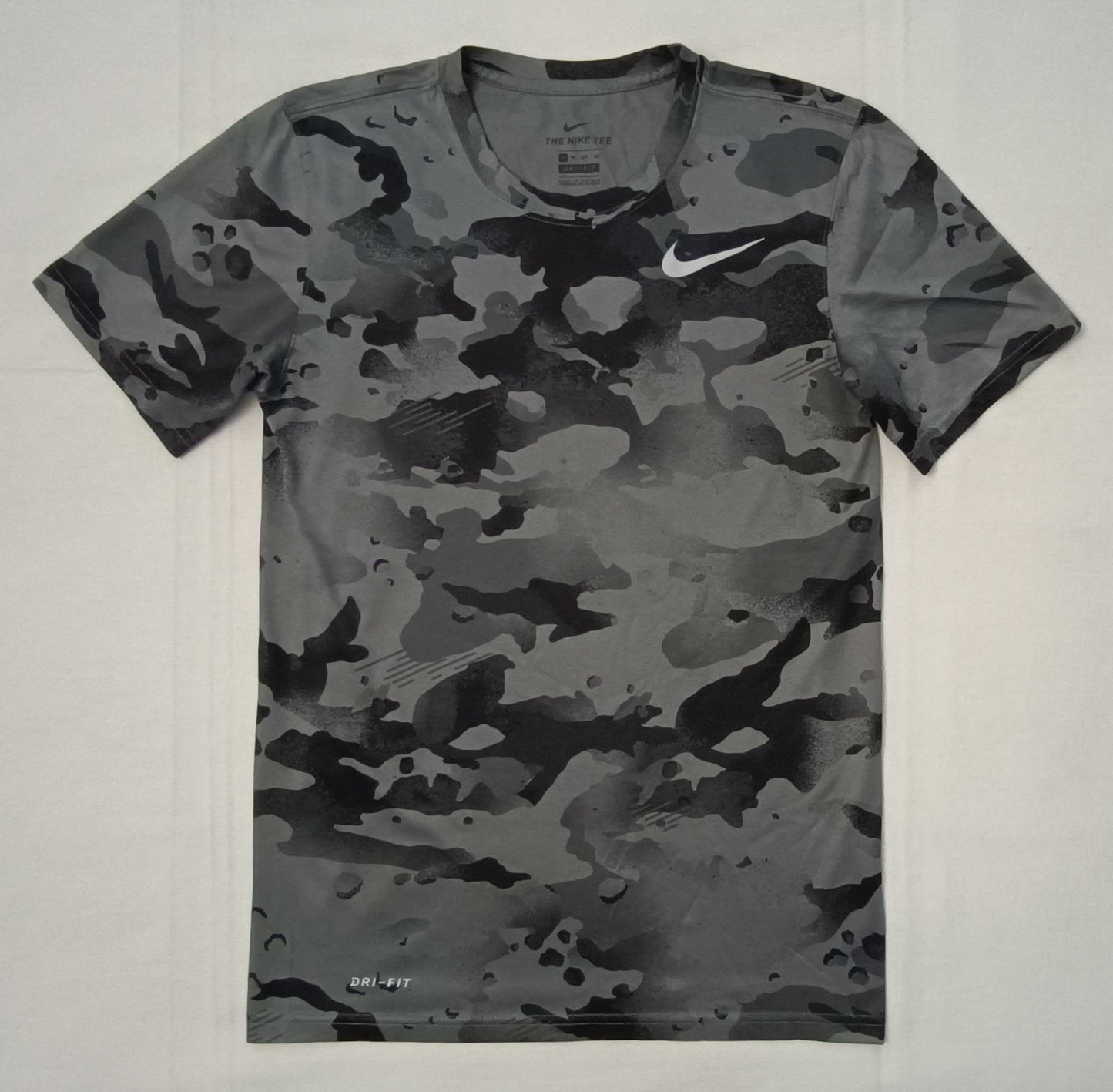 (XS) Nike DRI-FIT Camouflage Tee тениска