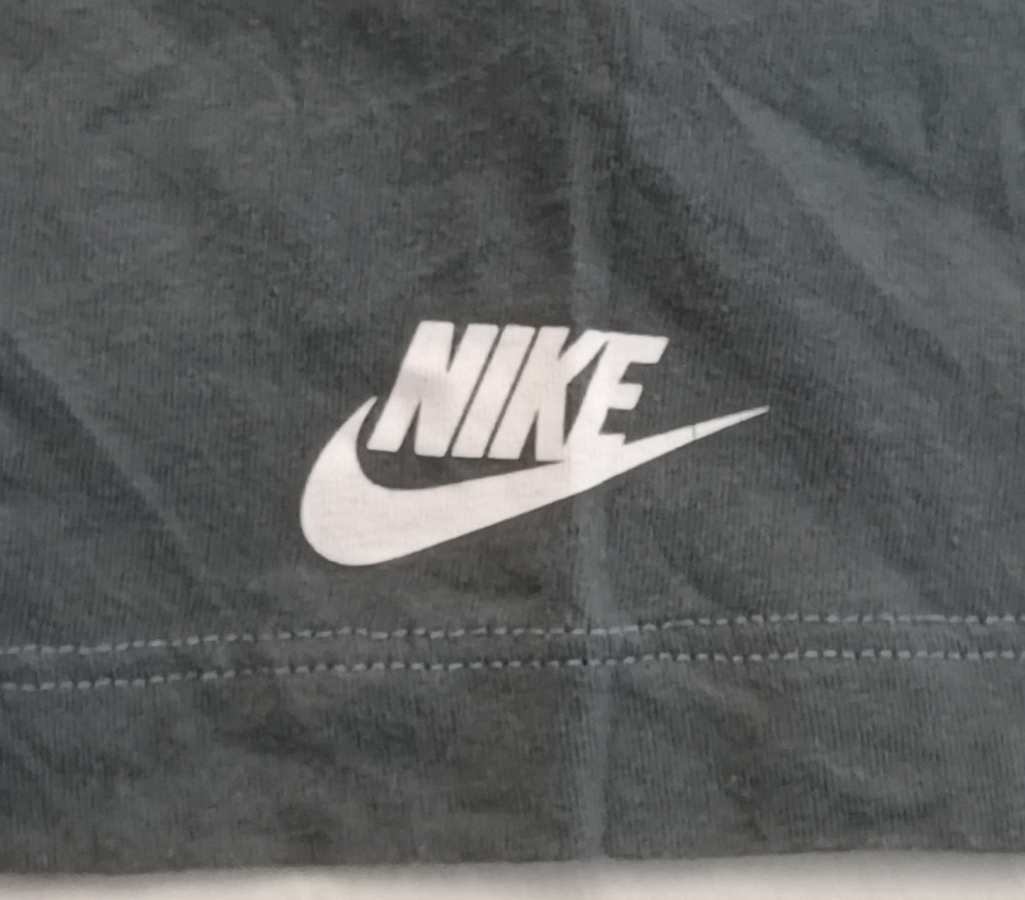 (ДЕТСКО) (Ръст 158-170см) Nike Sportswear Repeat Tee тениска