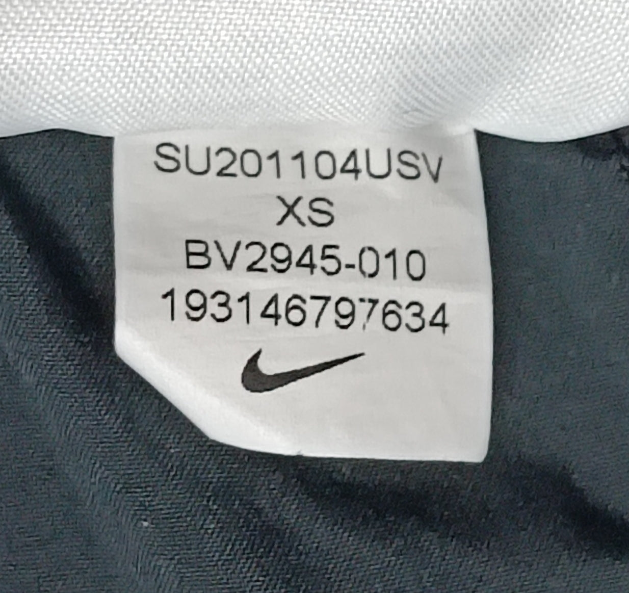 (ДАМСКО) (XS) Nike DRI-FIT Tempo Shorts шорти
