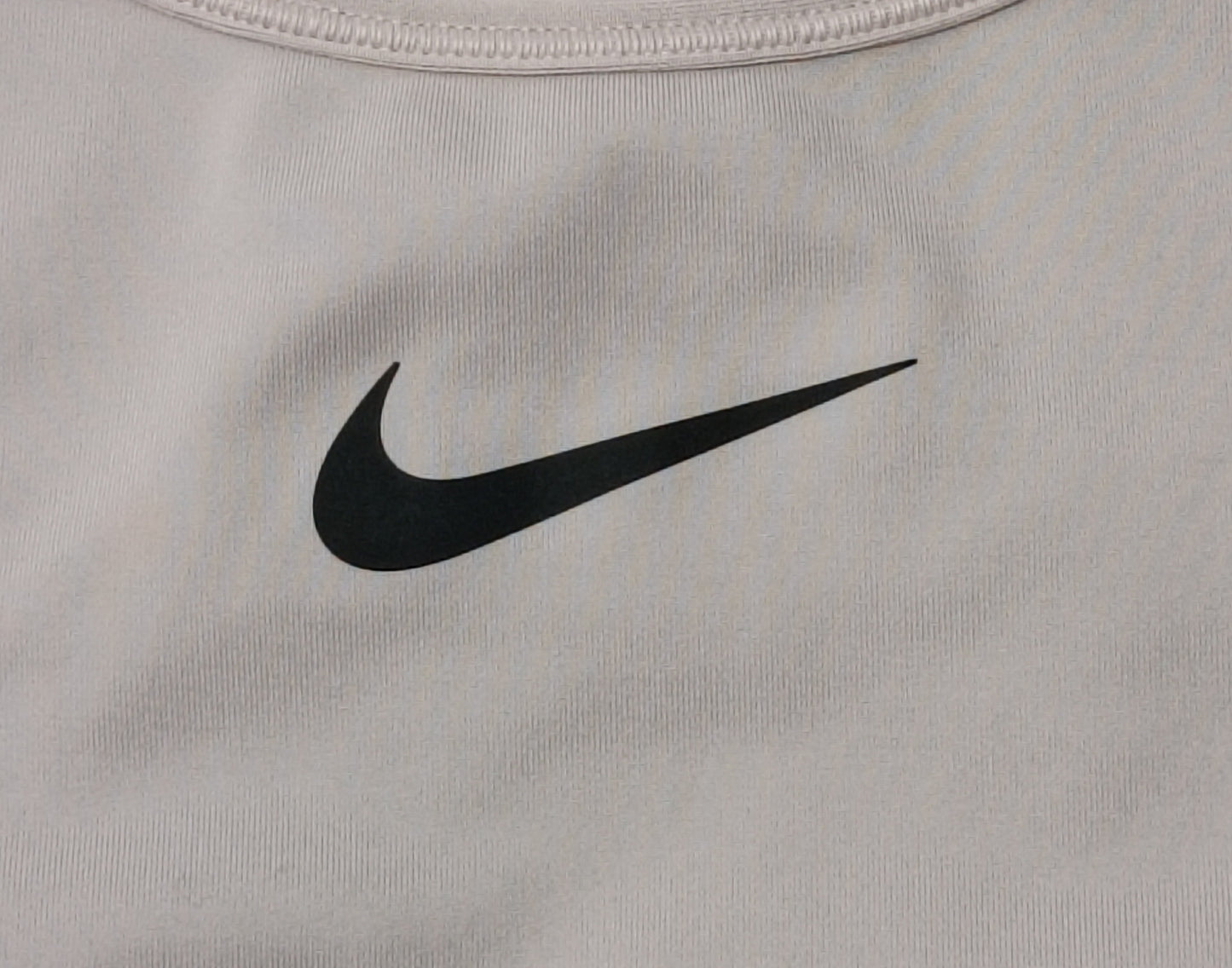 (ДАМСКО) (M) Nike DRI-FIT Bra бюстие