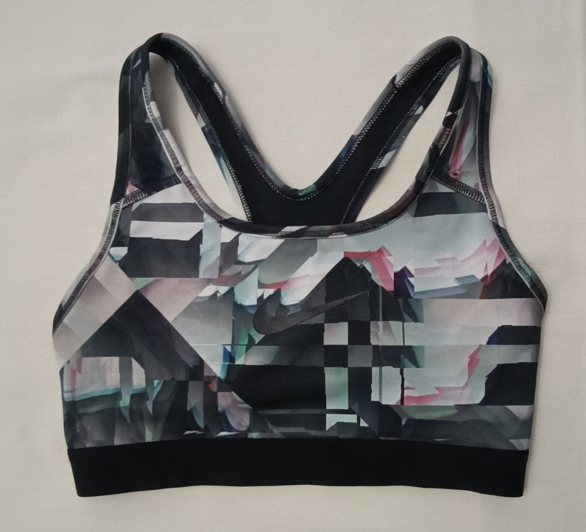 (ДАМСКО) (XS) Nike DRI-FIT Bra бюстие