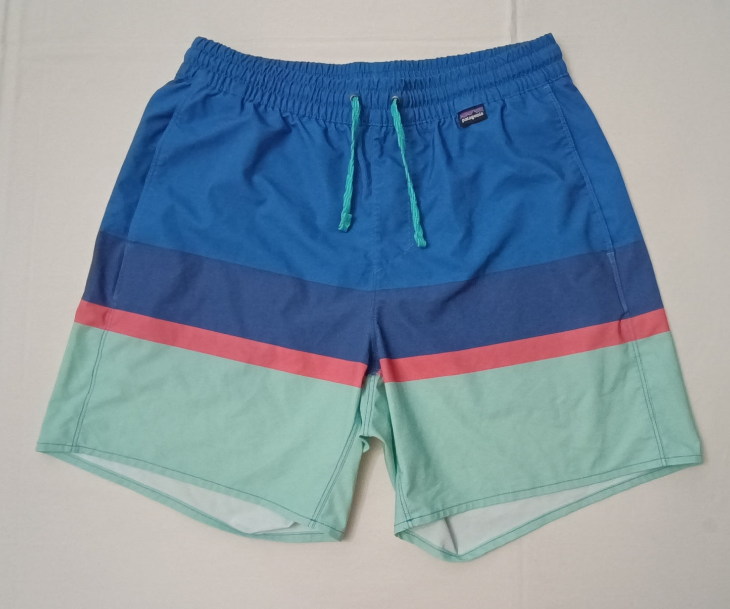 (S) Patagonia Hydropeak Shorts шорти