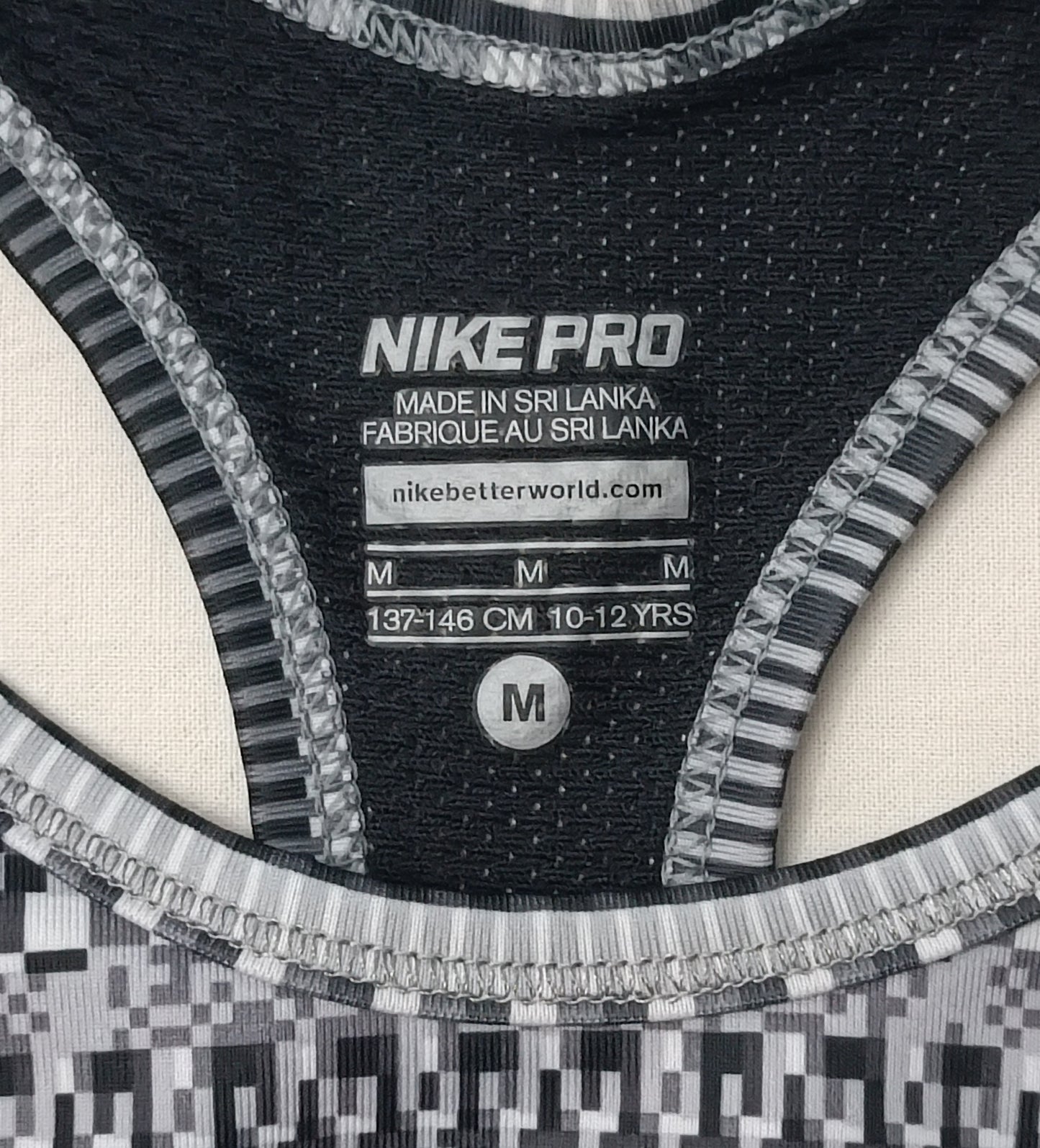 (ДЕТСКО) (Ръст 137-146см) Nike DRI-FIT Bra бюстие