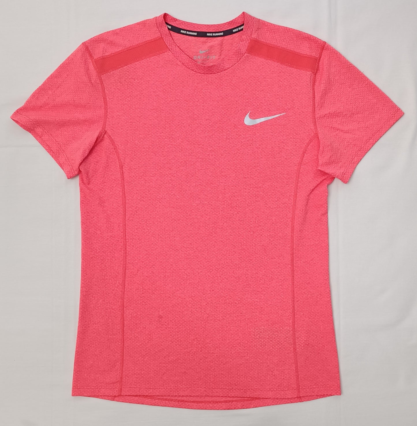 (S) Nike DRI-FIT Tee тениска