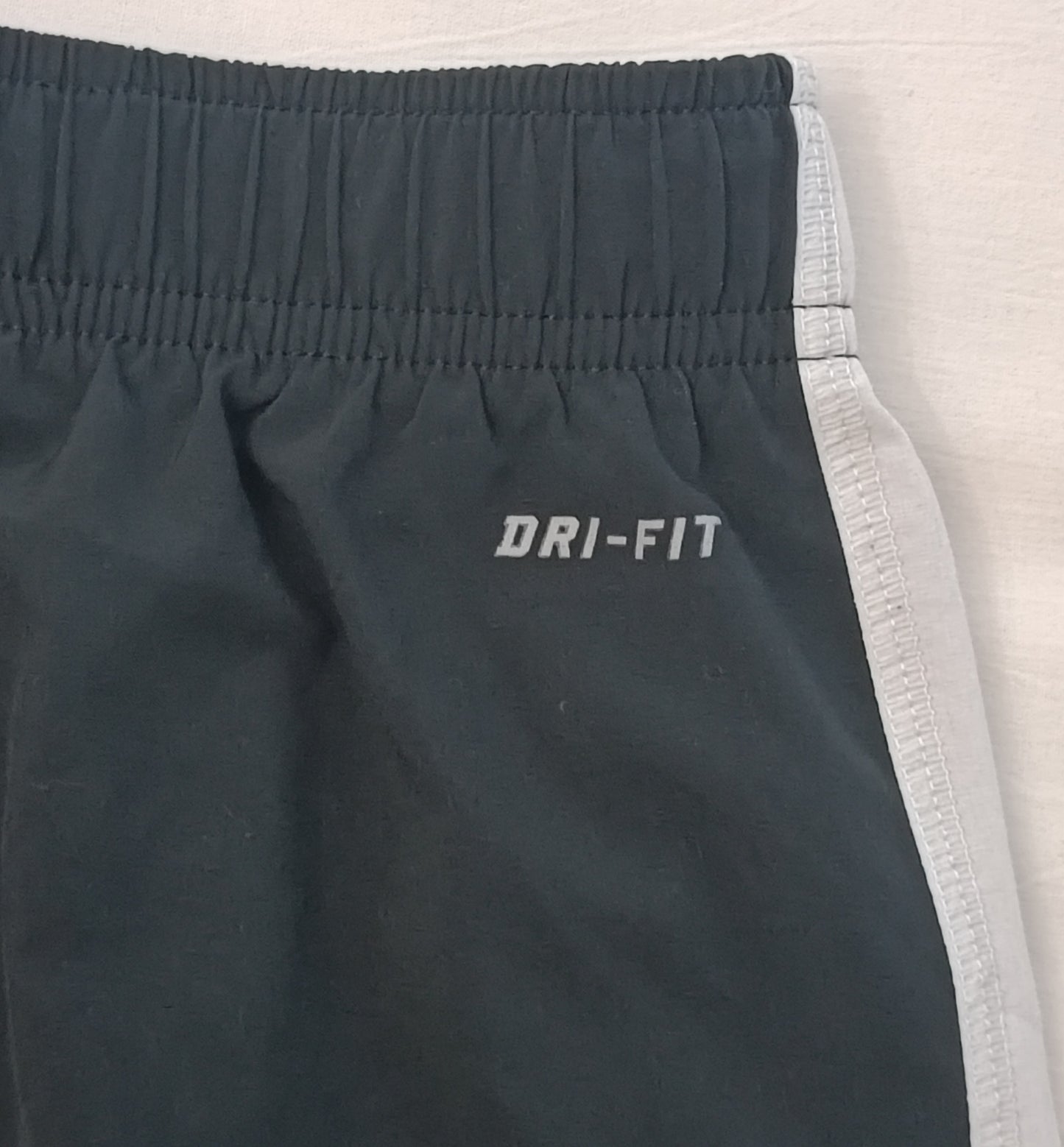 (ДЕТСКО) (Ръст 147-158см) Nike DRI-FIT Swoosh Shorts шорти