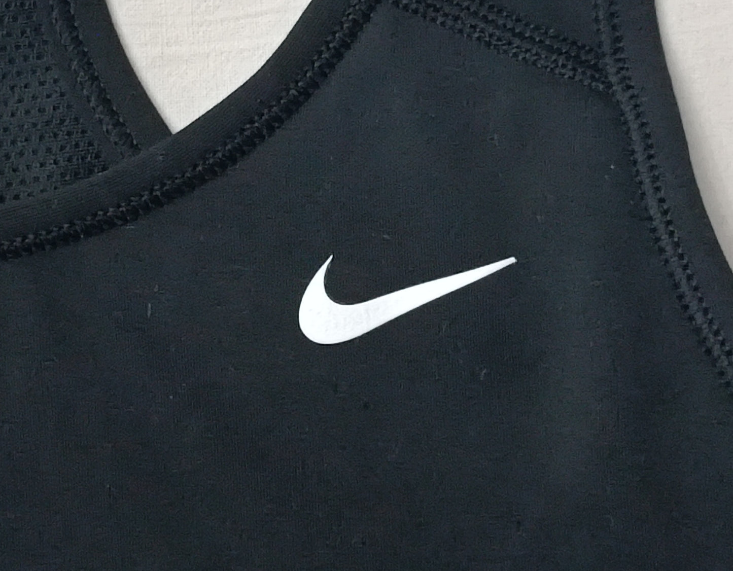 (ДАМСКО) (XS) Nike DRI-FIT Reversible Bra бюстие с две лица