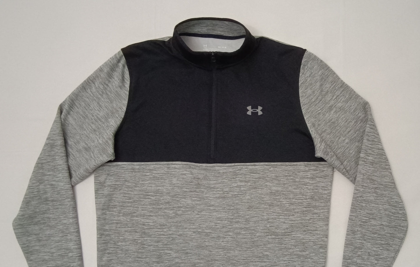 (M) Under Armour UA горнище