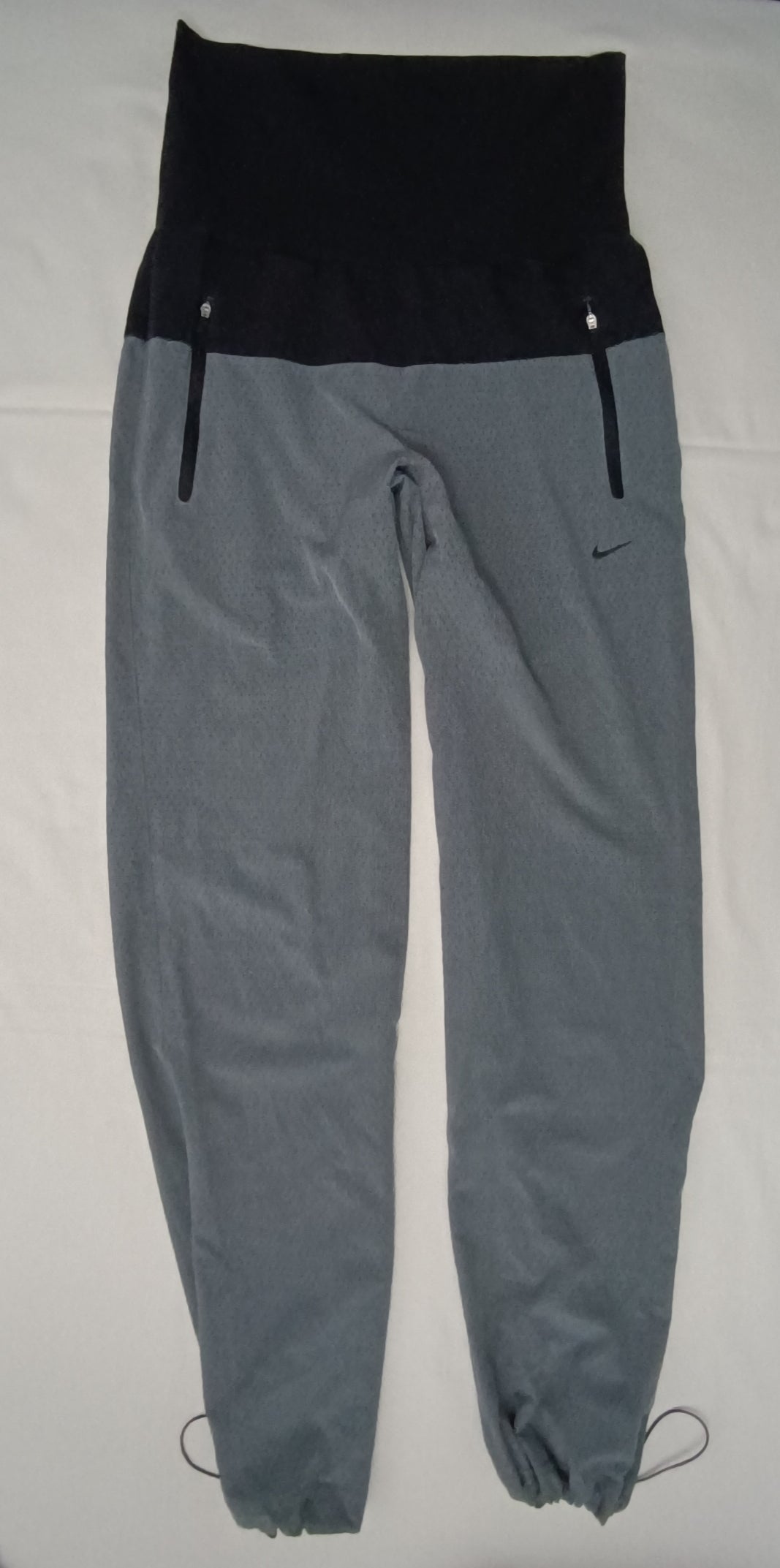(ДАМСКО) (S) Nike High-Waisted Pants долнище