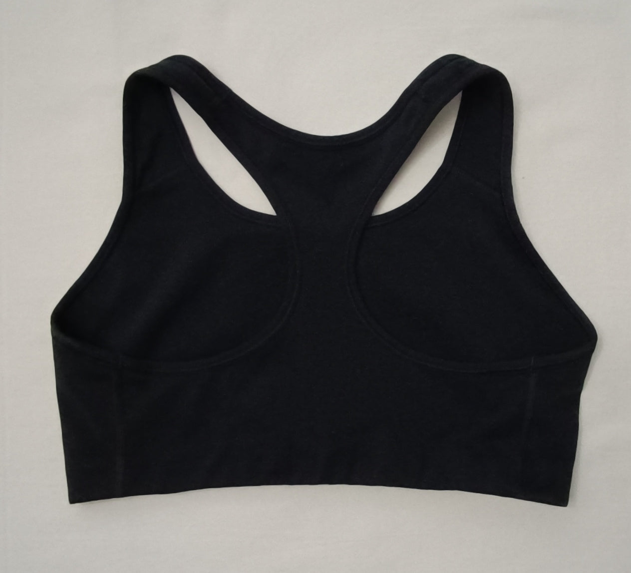 (ДАМСКО) (M) Nike DRI-FIT Bra бюстие