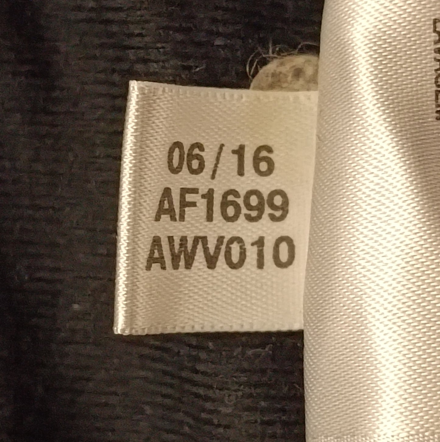 (L) Adidas PrimaLoft Jacket яке