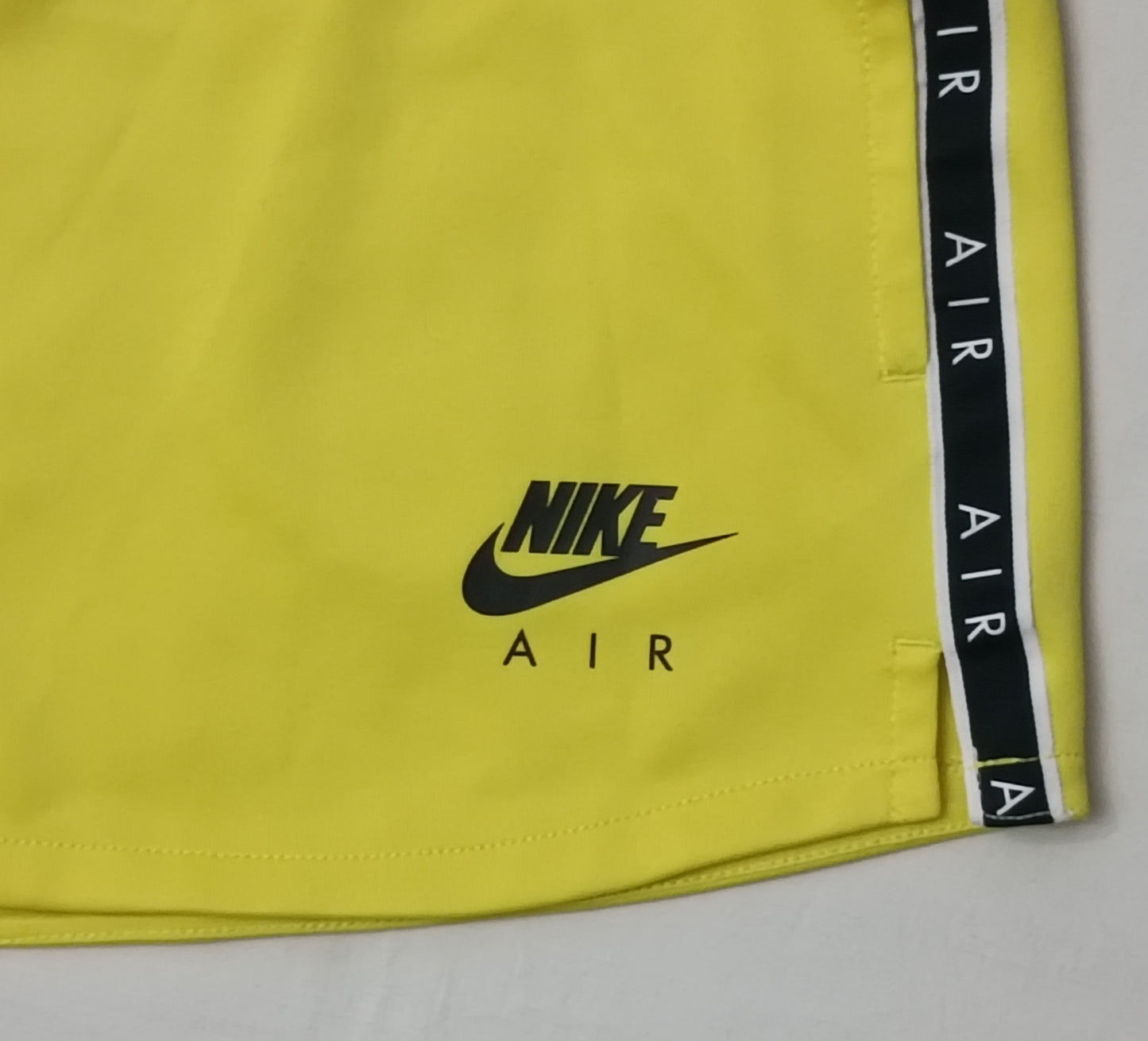 (ДАМСКО) (L) Nike AIR Shorts шорти