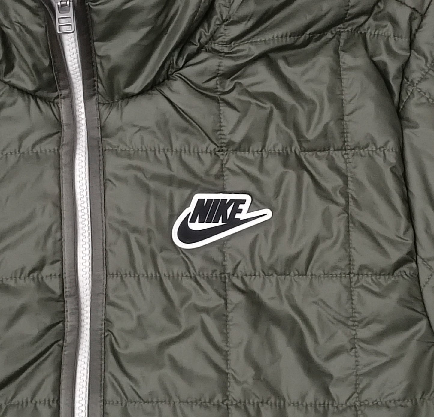 (XS) Nike Sportswear Synthetic Fill Jacket яке