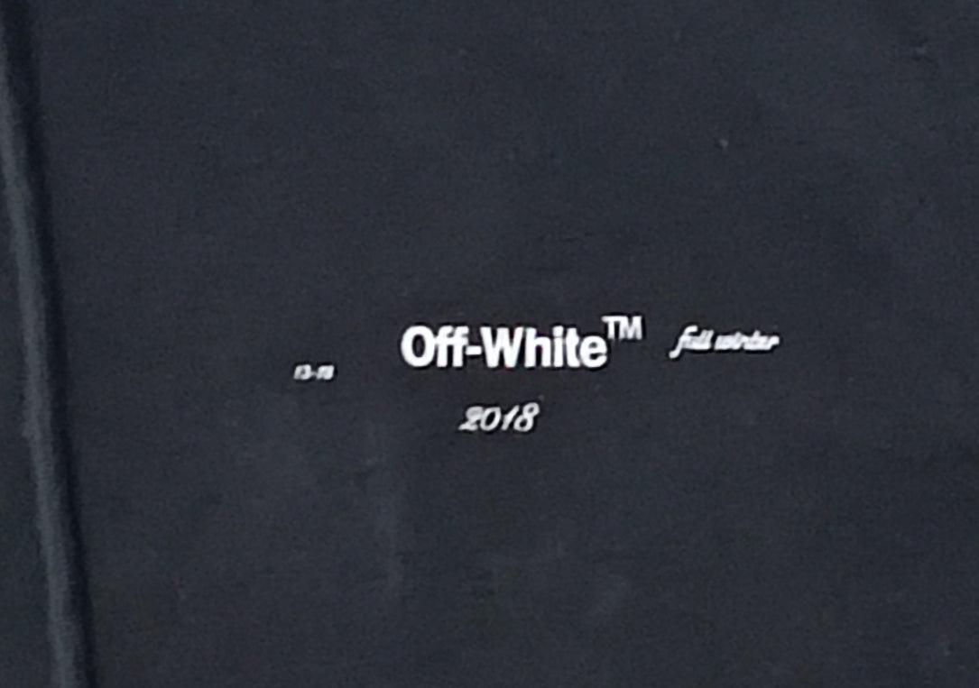 (L) Off-White Sweatshirt горнище