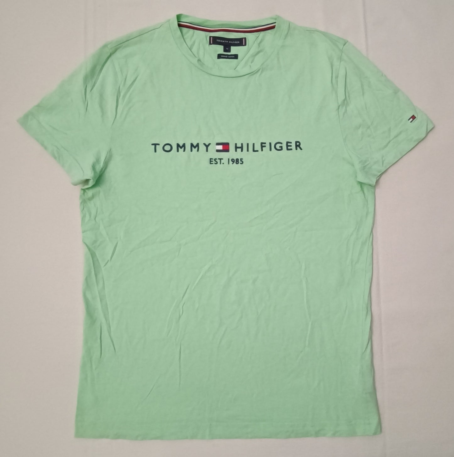 (M) Tommy Hilfiger Shirt тениска