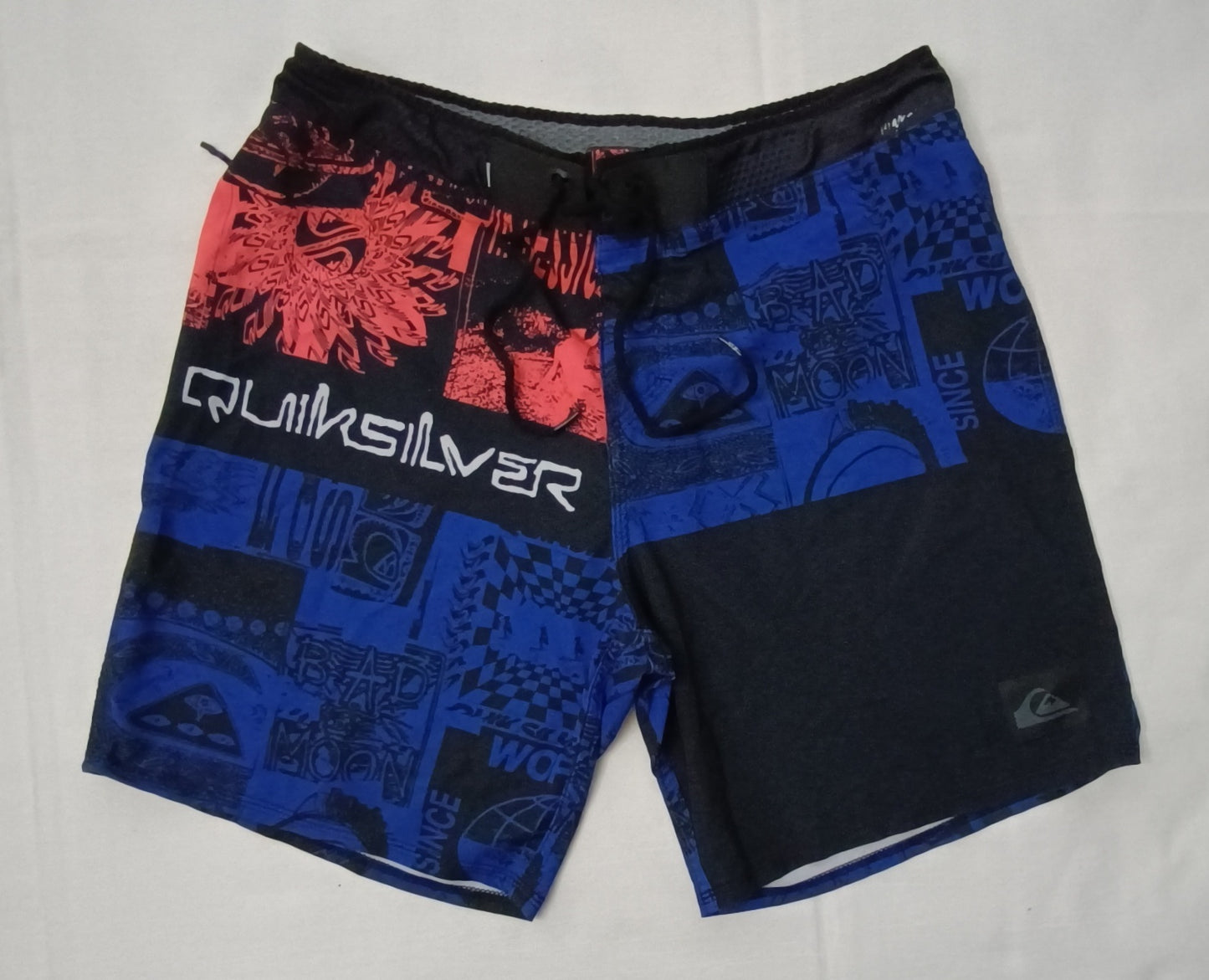 (M) Quiksilver Shorts шорти, бански