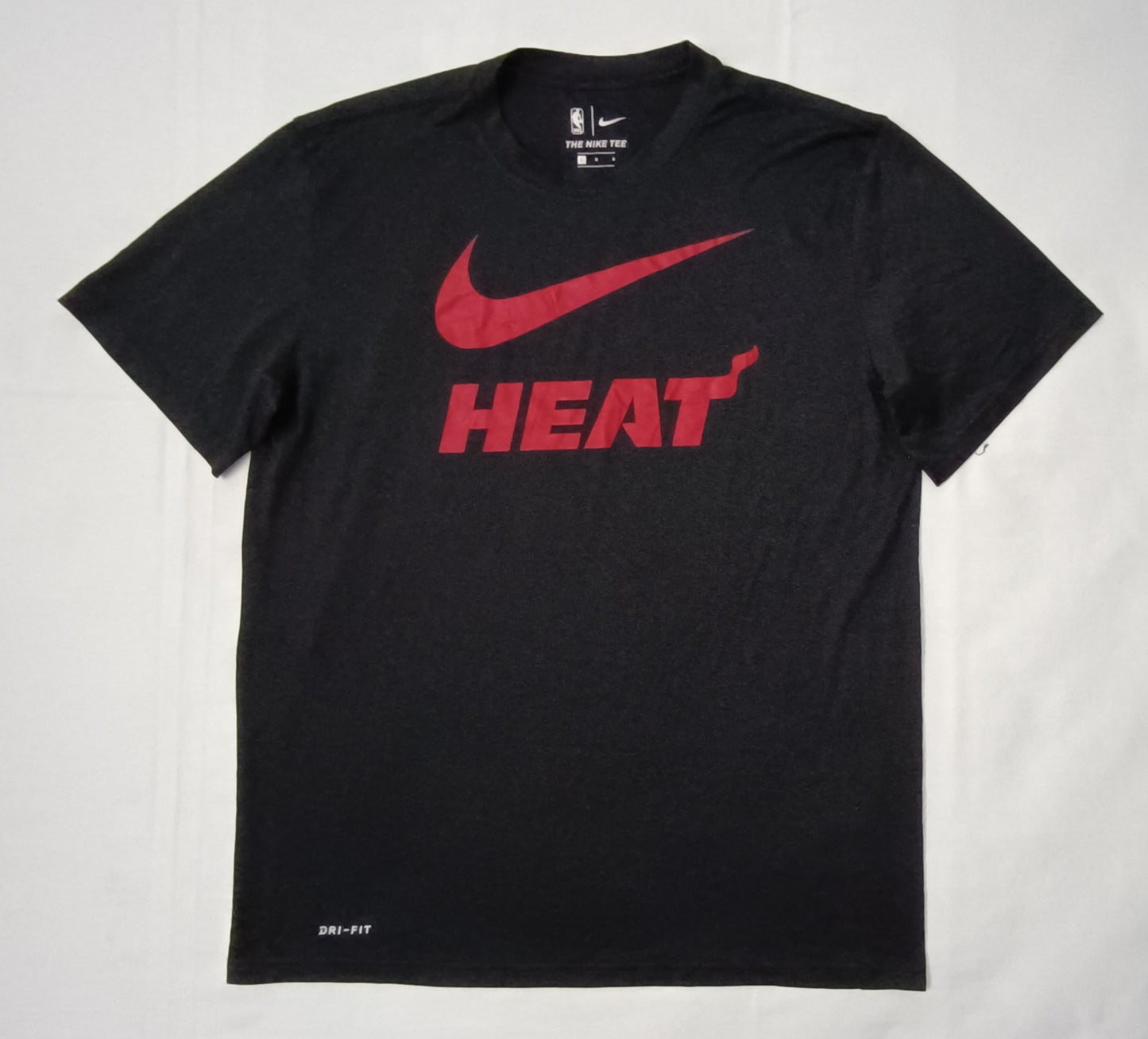 (L) Nike DRI-FIT Miami Heat Tee тениска