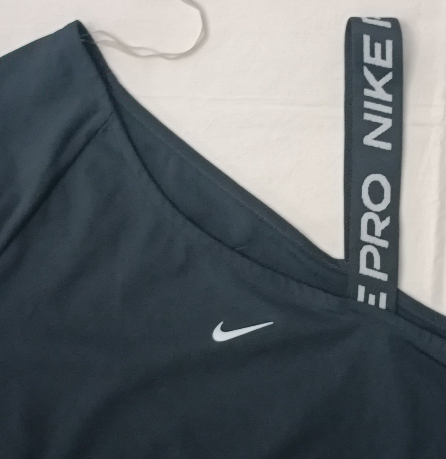 (ДАМСКО) (XL) Nike PRO DRI-FIT Shine Cropped Tank Top блуза