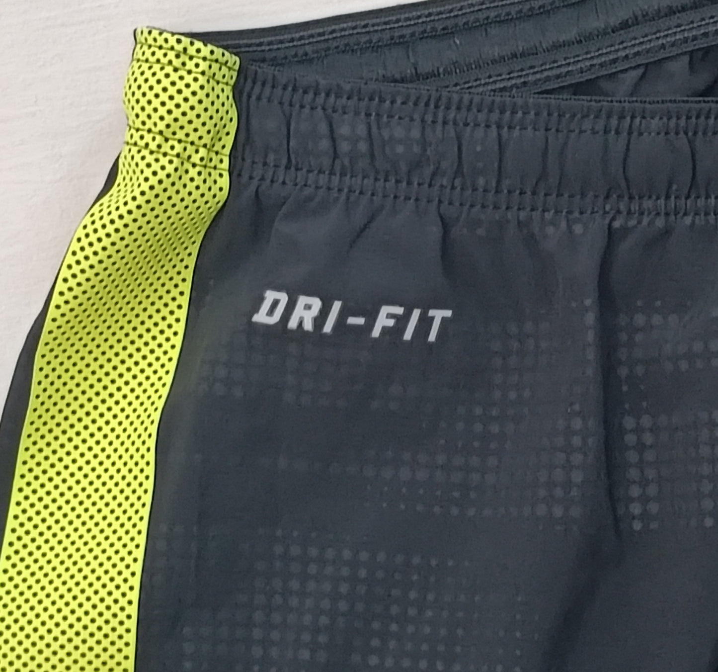(M) Nike DRI-FIT Shorts шорти