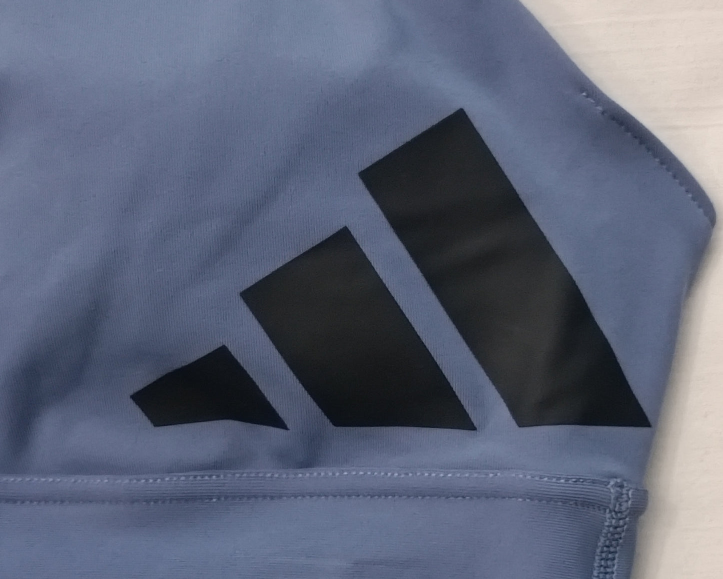 (ДАМСКО) (M) Adidas Padded Bra бюстие с подплънки