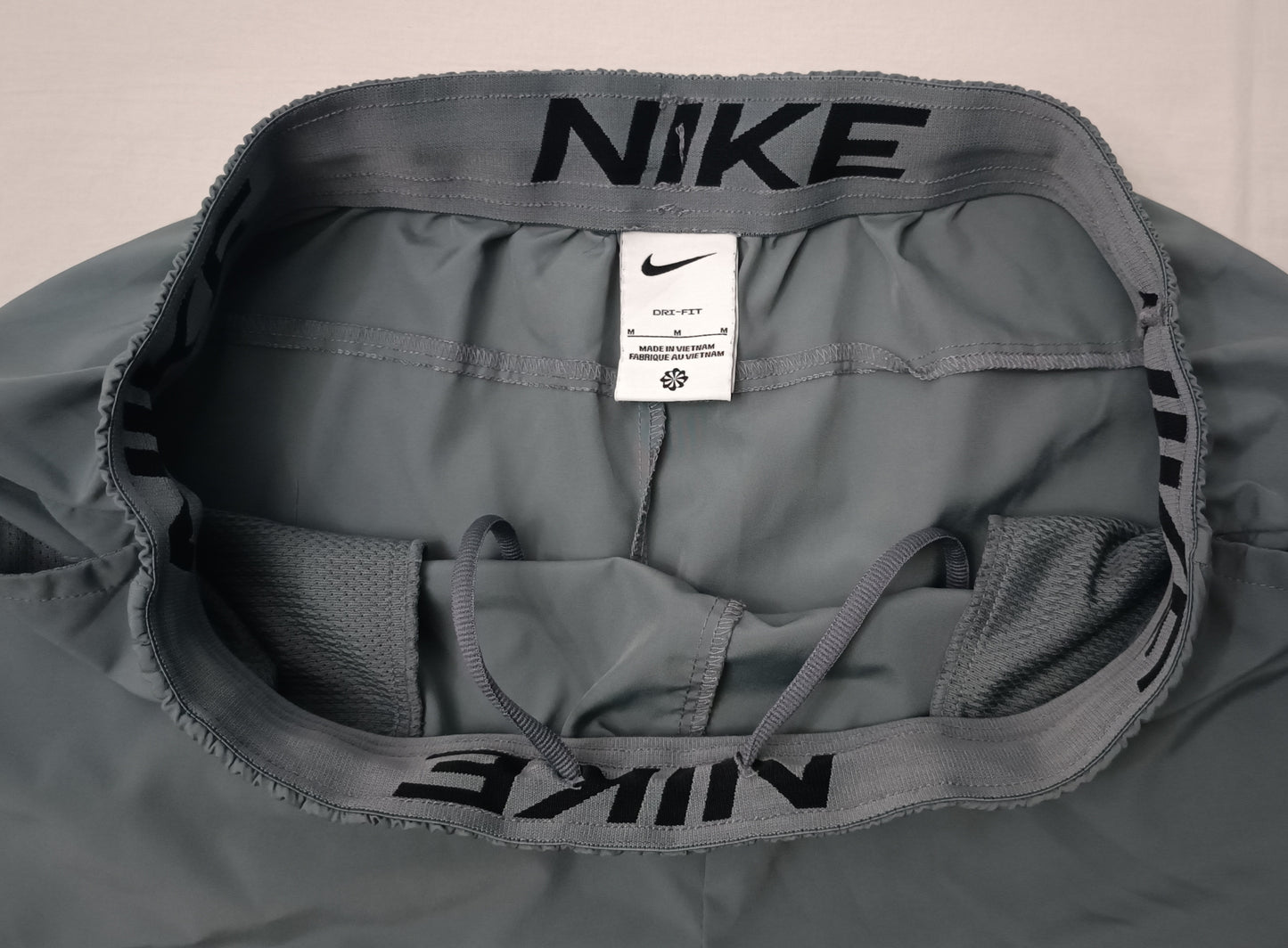 (M) Nike DRI-FIT Unlined Versatile Shorts шорти