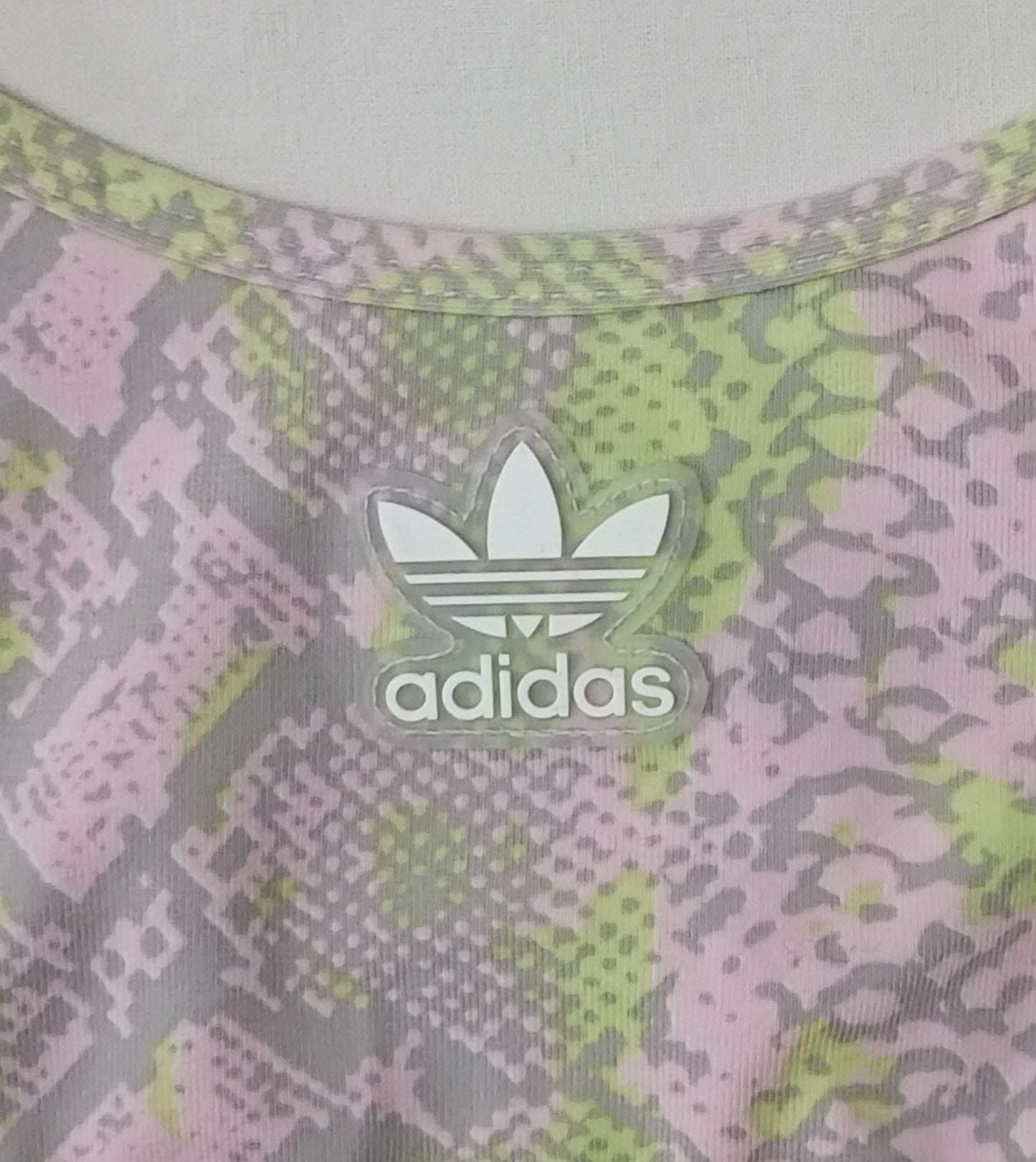 (ДАМСКО) (S) Adidas Originals Trefoil Bra бюстие